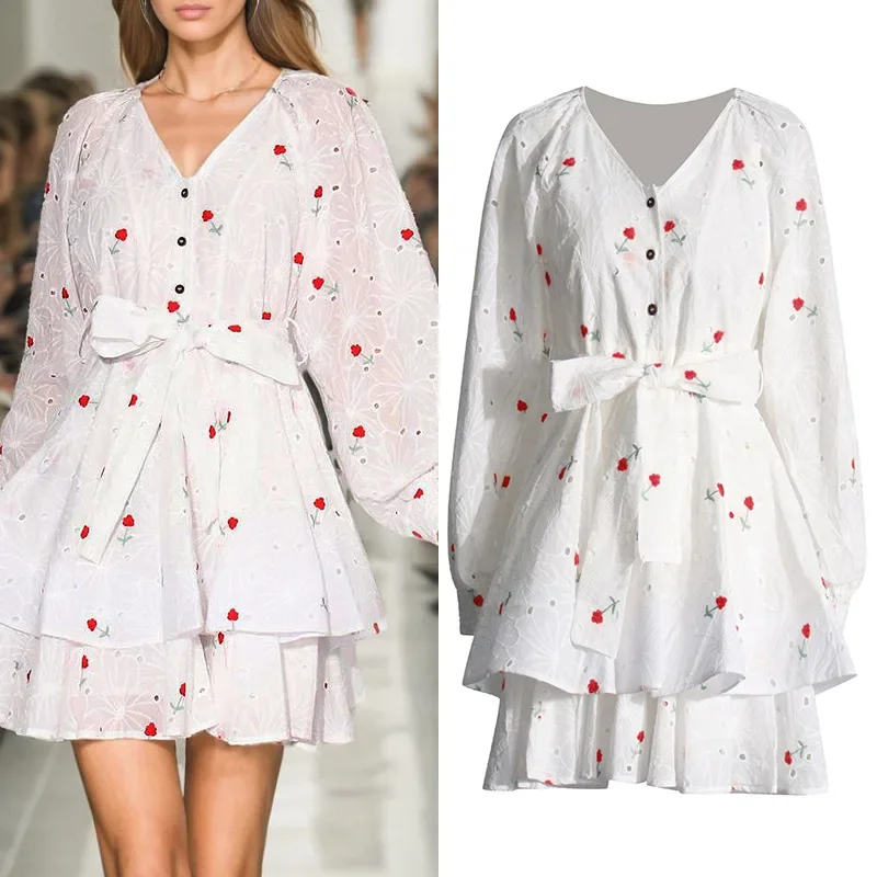 Fresh and Sweet Short Skirt 2024 Summer New V-neck Bubble Sleeve Strap Waist Embroidered Flower Dress for Women summer dress
Fresh and Sweet Short Skirt 2024 Summer New V-neck Bubble Sleeve Strap Waist Embroidered Flower Dress for Women summer dress