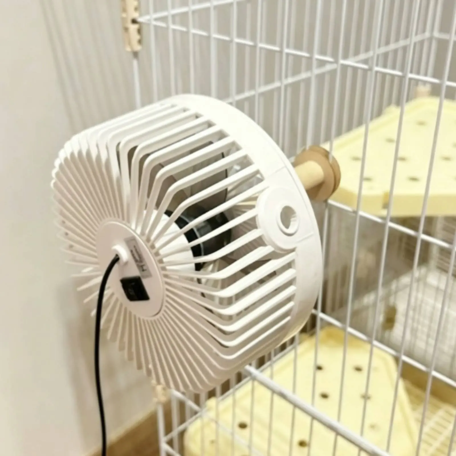 Rabbit Cooling Fan Easy to Clean Chinchilla Fan Pet Care Quiet Design Chew Resistant for Summer
Rabbit Cooling Fan Easy to Clean Chinchilla Fan Pet Care Quiet Design Chew Resistant for Summer