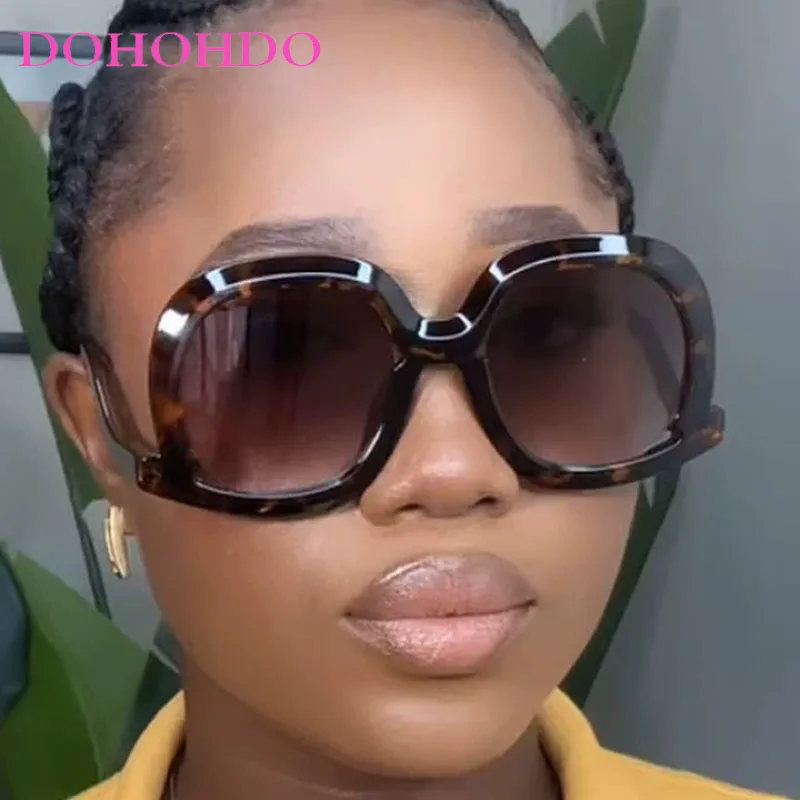 Punk Personality Oversized Round Sunglasses Women Men Brand Designer Fashion Sunglass Female Outdoor Drive Travel Eyewear UV400
Punk Personality Oversized Round Sunglasses Women Men Brand Designer Fashion Sunglass Female Outdoor Drive Travel Eyewear UV400