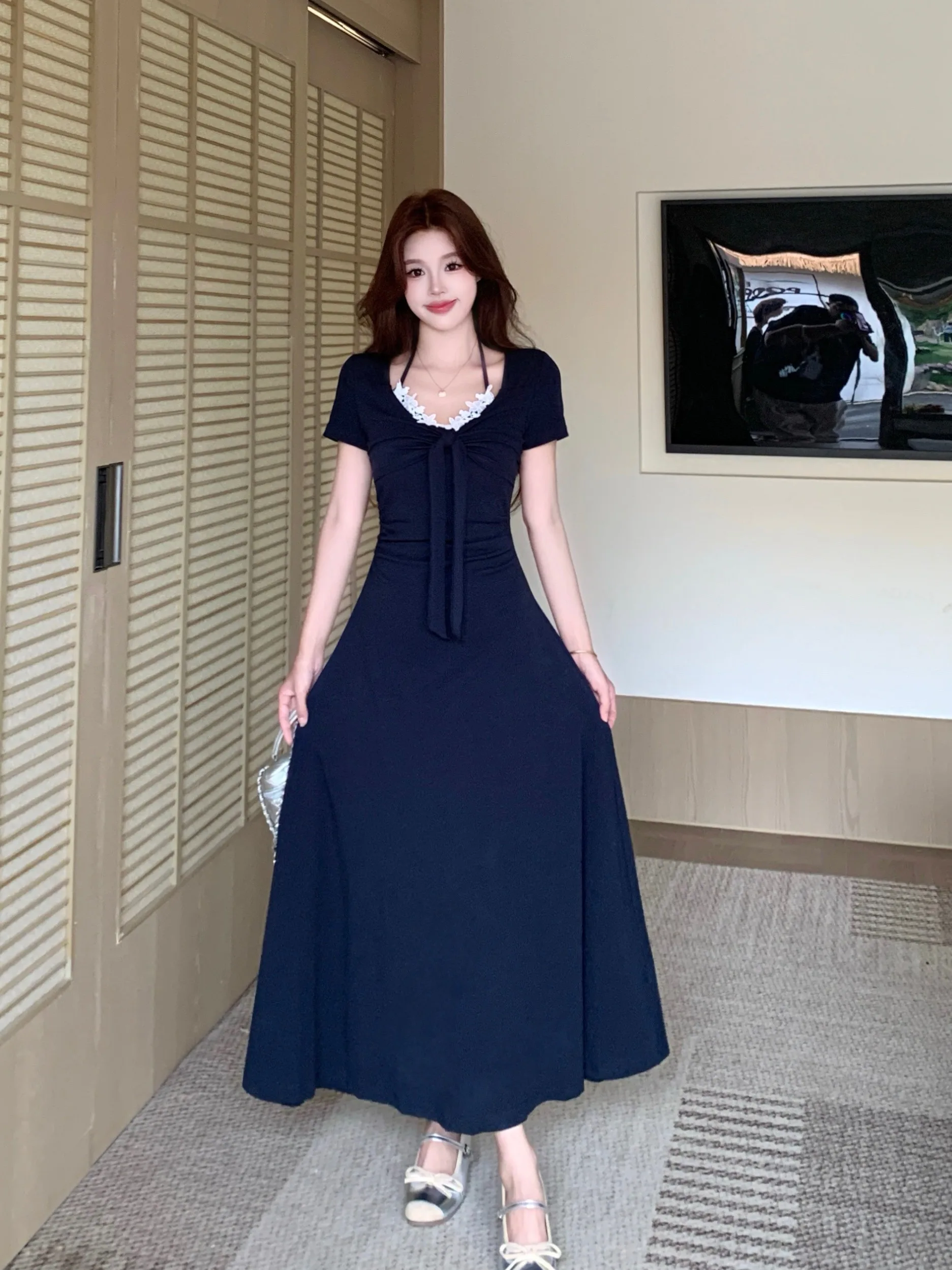 plus Size Women's Gentle Ruffle Splice Neck Hanging Dress Summer New Waist Cinching Meat Concealing A-Line Skirt Casual Style
plus Size Women's Gentle Ruffle Splice Neck Hanging Dress Summer New Waist Cinching Meat Concealing A-Line Skirt Casual Style