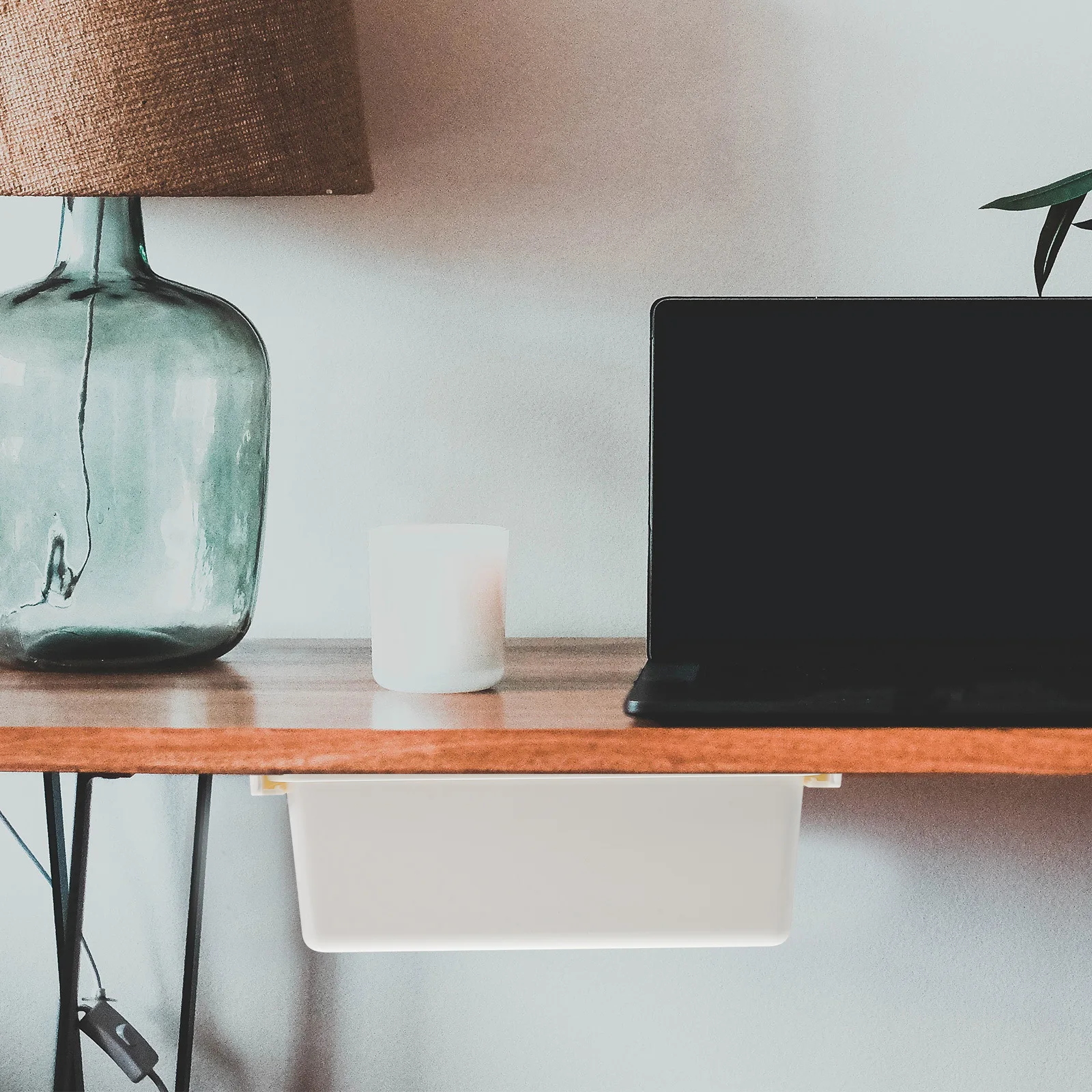 1Pcs Desk Drawer Organizer White No Punching Self Stick Storage Box Under Table Office Dormitory Storage Container
1Pcs Desk Drawer Organizer White No Punching Self Stick Storage Box Under Table Office Dormitory Storage Container