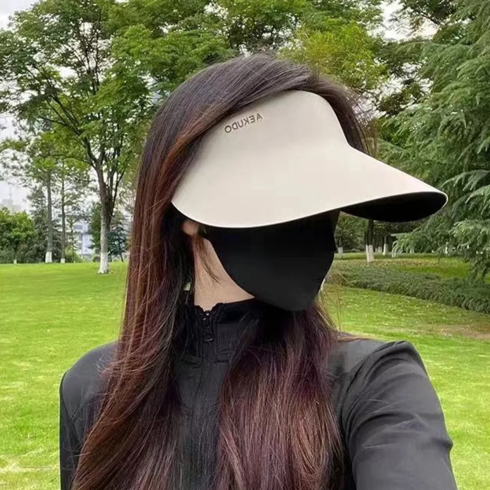 Simple Breathable Seamless Visor Cap Foldable Large Brim Women Sun Hat Ice Silk Sun Protection Sunscreen Empty Top Cap Girl
Simple Breathable Seamless Visor Cap Foldable Large Brim Women Sun Hat Ice Silk Sun Protection Sunscreen Empty Top Cap Girl