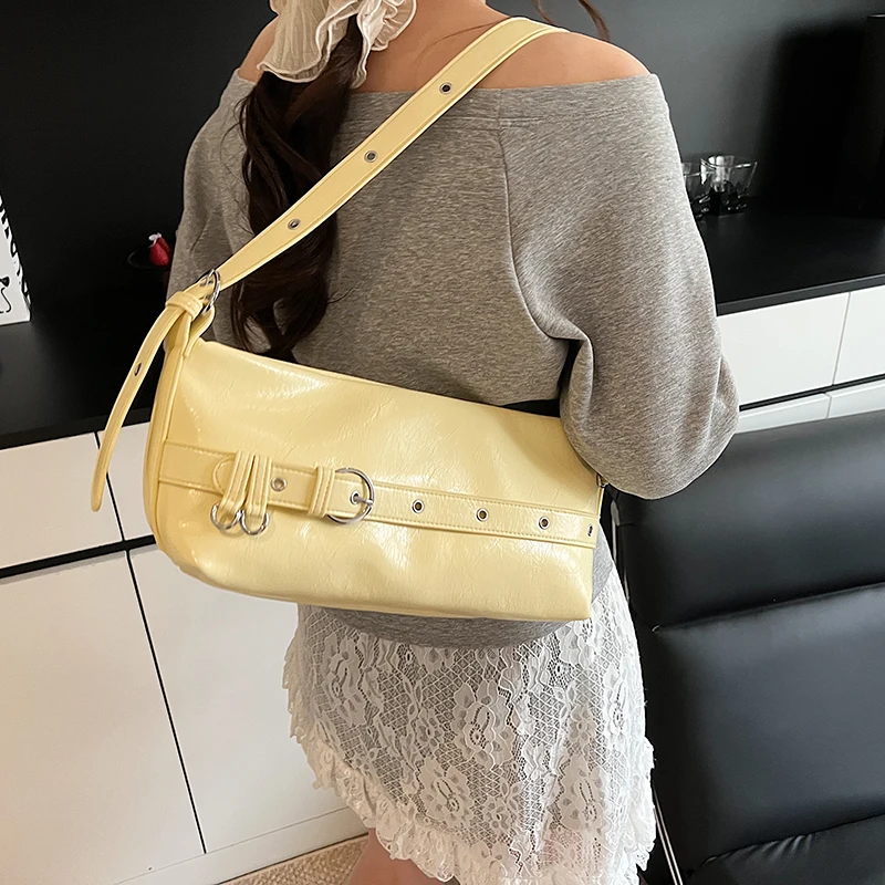 New Trendy Motorcycle Style Female Underarm Bag Luxury Designer Small Handbag Purse PU Leather Women's Shoulder Bag
New Trendy Motorcycle Style Female Underarm Bag Luxury Designer Small Handbag Purse PU Leather Women's Shoulder Bag