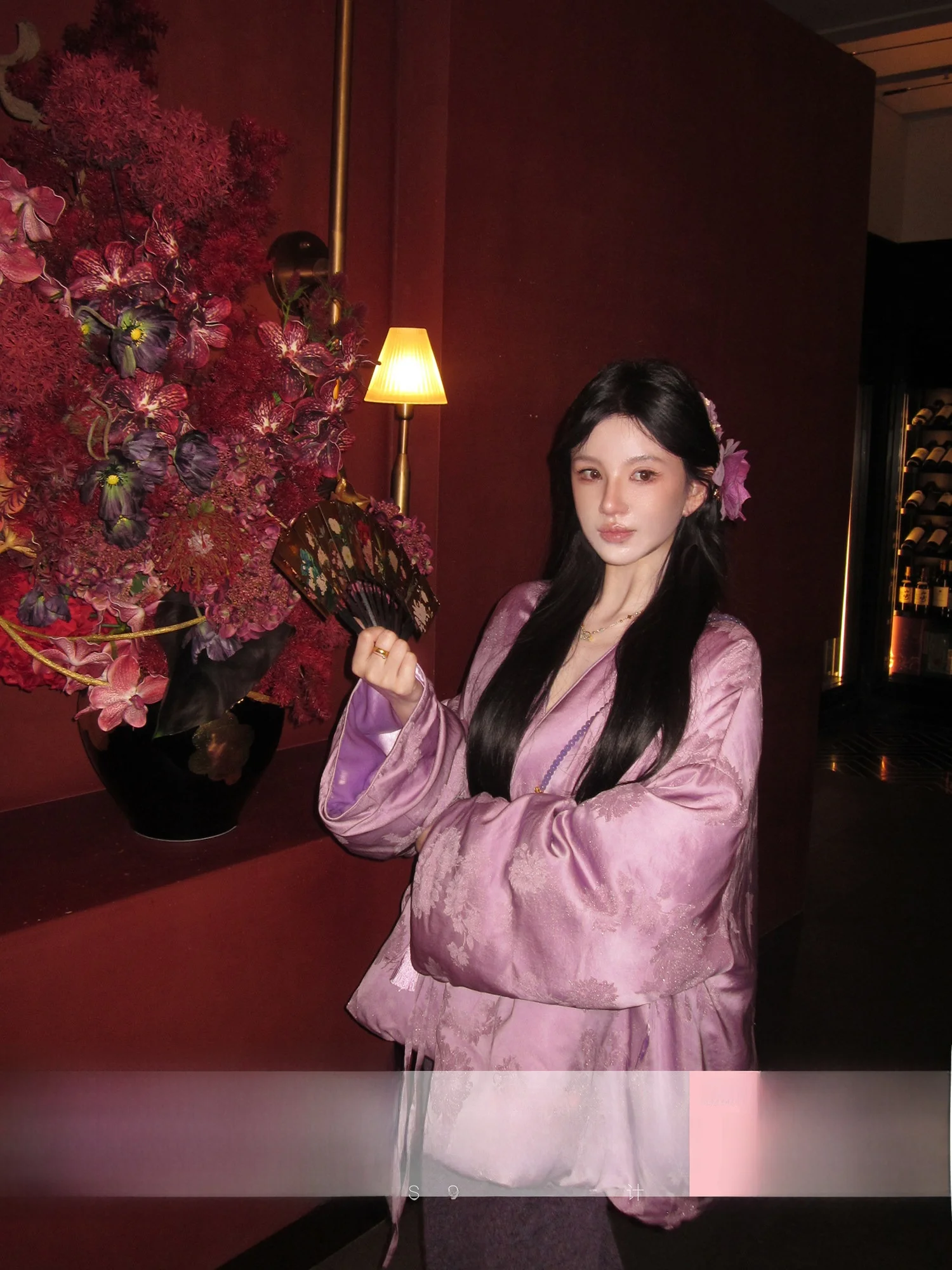 Новый китайский женский пуховый комплект: пальто и юбка-шаровары из шерсти, белый, повседневный, теплый, с длинными рукавами
Новый китайский женский пуховый комплект: пальто и юбка-шаровары из шерсти, белый, повседневный, теплый, с длинными рукавами