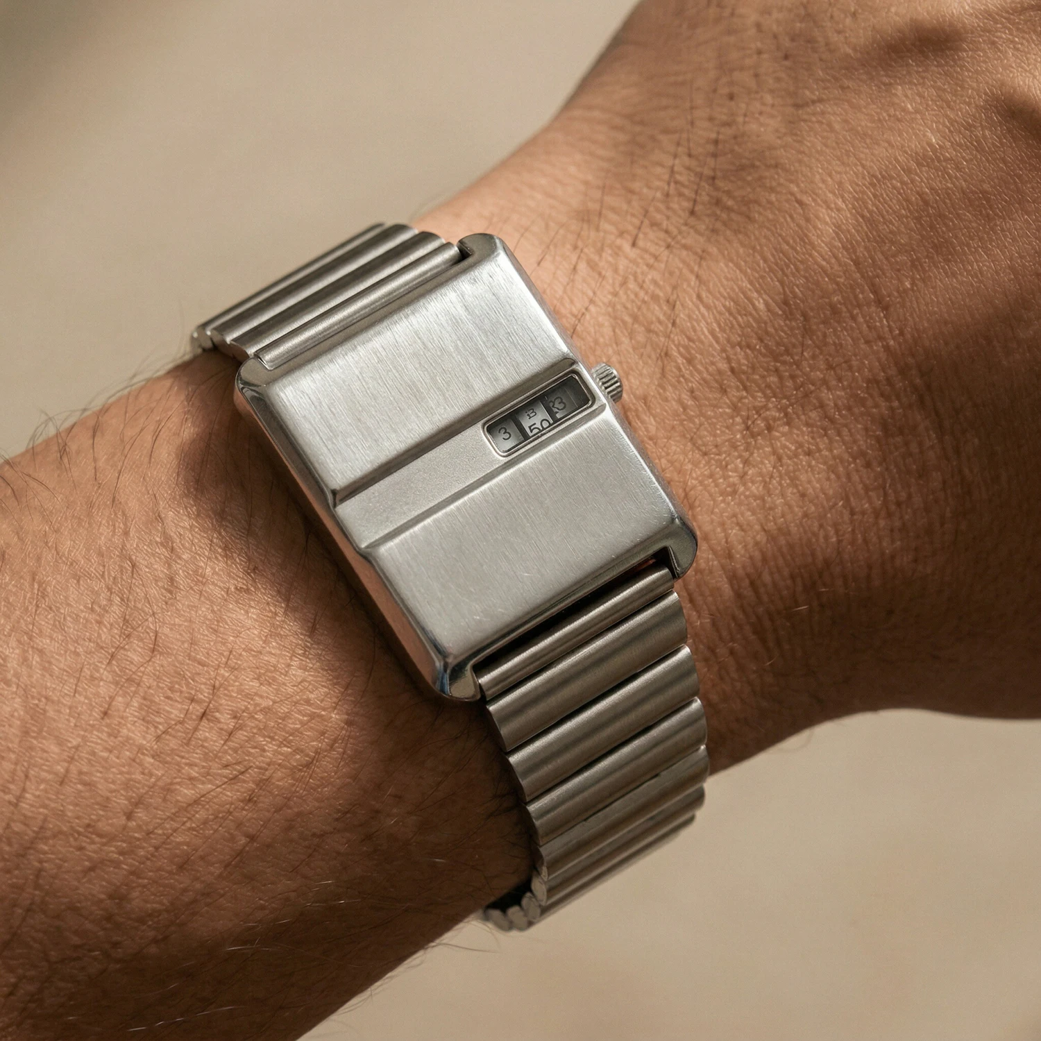 CILOA Niche Retro Jump Hour Men's Watch, Square Case Metal Strap, Minimalist Versatile Quartz Wristwatch
CILOA Niche Retro Jump Hour Men's Watch, Square Case Metal Strap, Minimalist Versatile Quartz Wristwatch