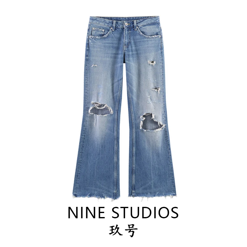 High Waist Bell Bottom Jeans Women's Street Style Hole Punching Denim Pants Spring Fashion Ladies Cotton Jeans with Button
High Waist Bell Bottom Jeans Women's Street Style Hole Punching Denim Pants Spring Fashion Ladies Cotton Jeans with Button