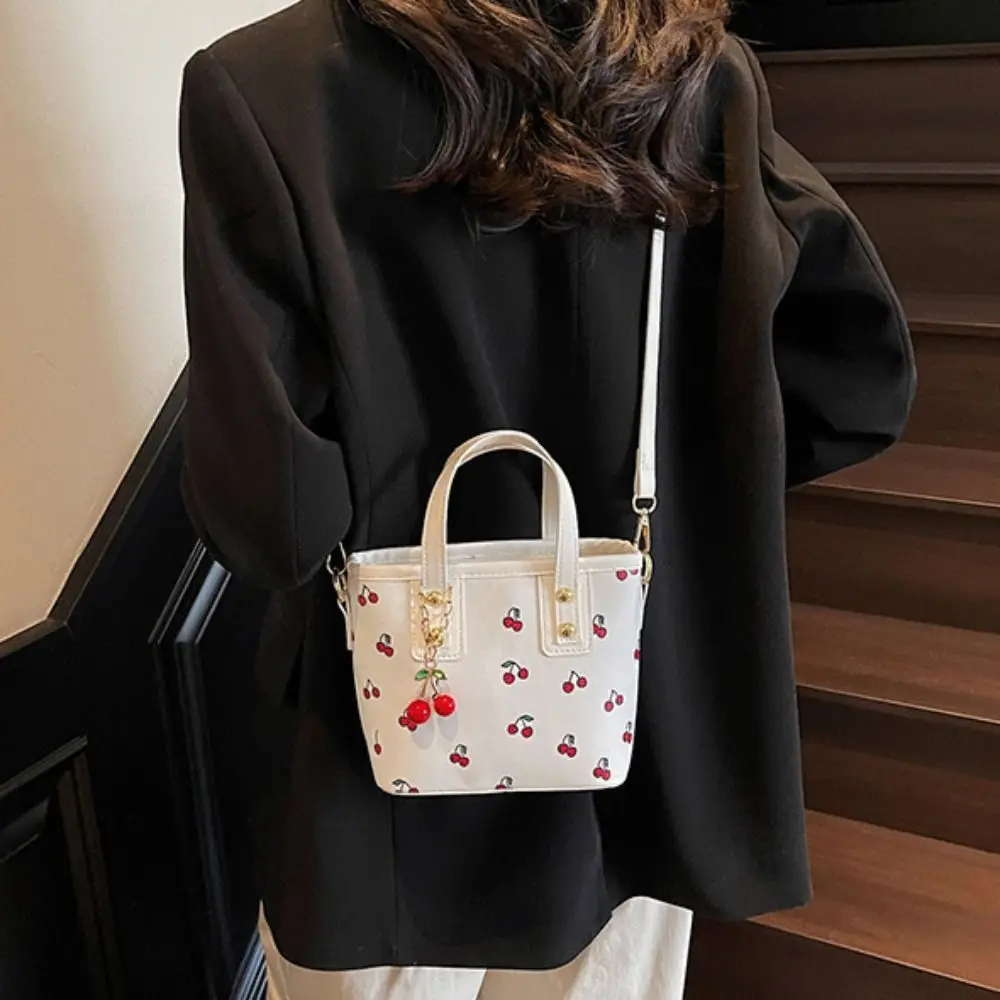 Cherry Pendant Cherry Crossbody Bag Large Capacity Handbag Bucket Shoulder Bag Message Bag Storage Bag Square Tote Bag Travel
Cherry Pendant Cherry Crossbody Bag Large Capacity Handbag Bucket Shoulder Bag Message Bag Storage Bag Square Tote Bag Travel