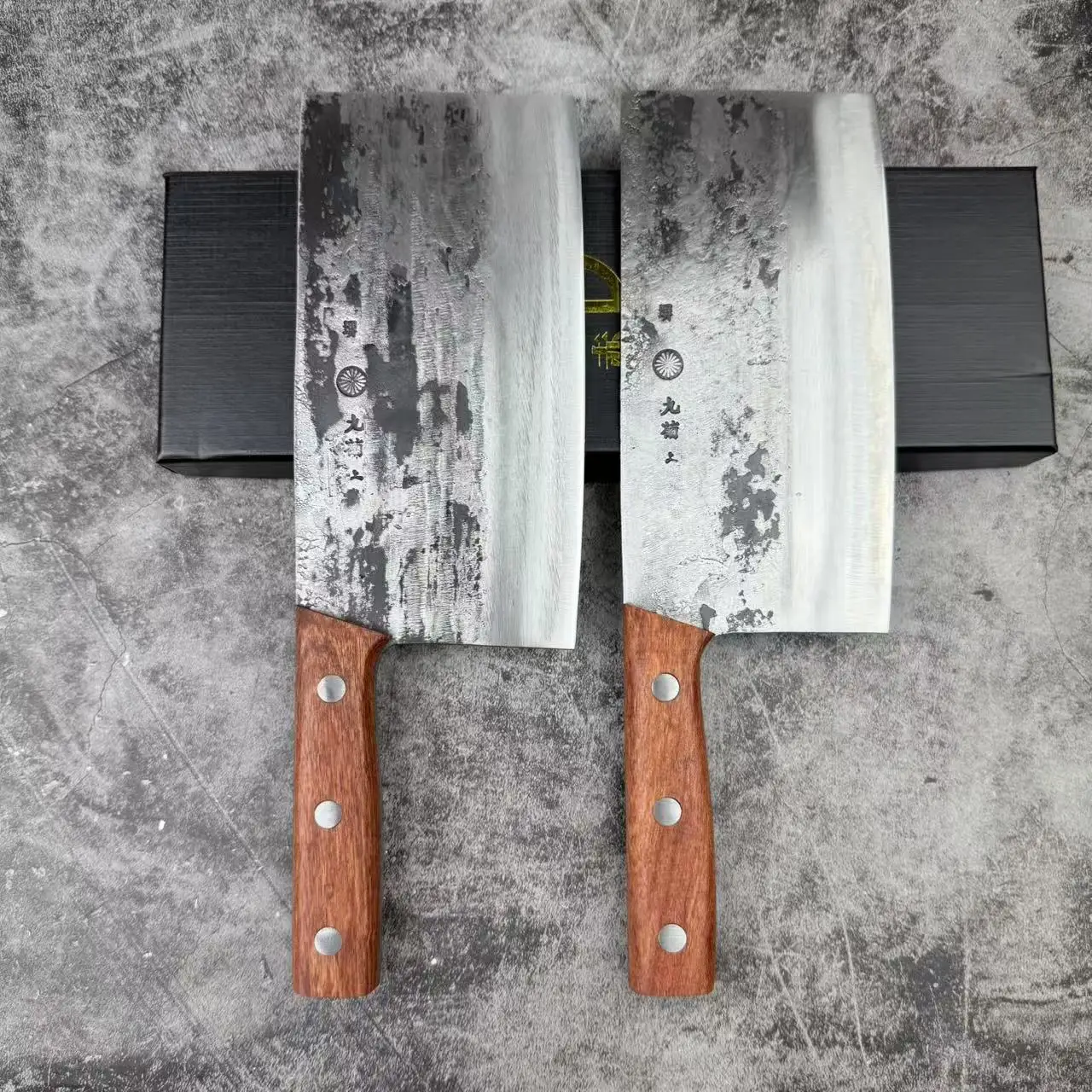 8 Inch Chinese Chef Knife 3-layer Clad Steel Blade Wood Handle Sharp Butcher Chopper Slicing Cleaver Kitchen Knife Cooking Tools
8 Inch Chinese Chef Knife 3-layer Clad Steel Blade Wood Handle Sharp Butcher Chopper Slicing Cleaver Kitchen Knife Cooking Tools