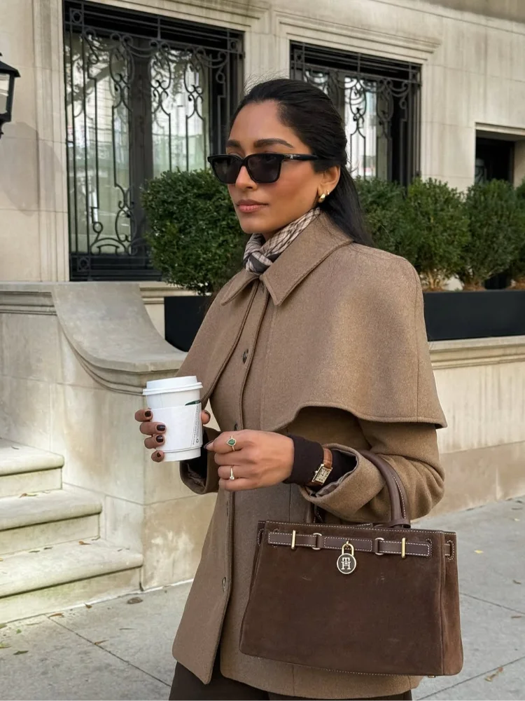 Повседневное шерстяное пальто цвета хаки, женское модное однобортное пальто с лацканами и длинными рукавами, короткие куртки 2025 г., женская повседневная верхняя одежда для поездок на работу, новинка
Повседневное шерстяное пальто цвета хаки, женское модное однобортное пальто с лацканами и длинными рукавами, короткие куртки 2025 г., женская повседневная верхняя одежда для поездок на работу, новинка