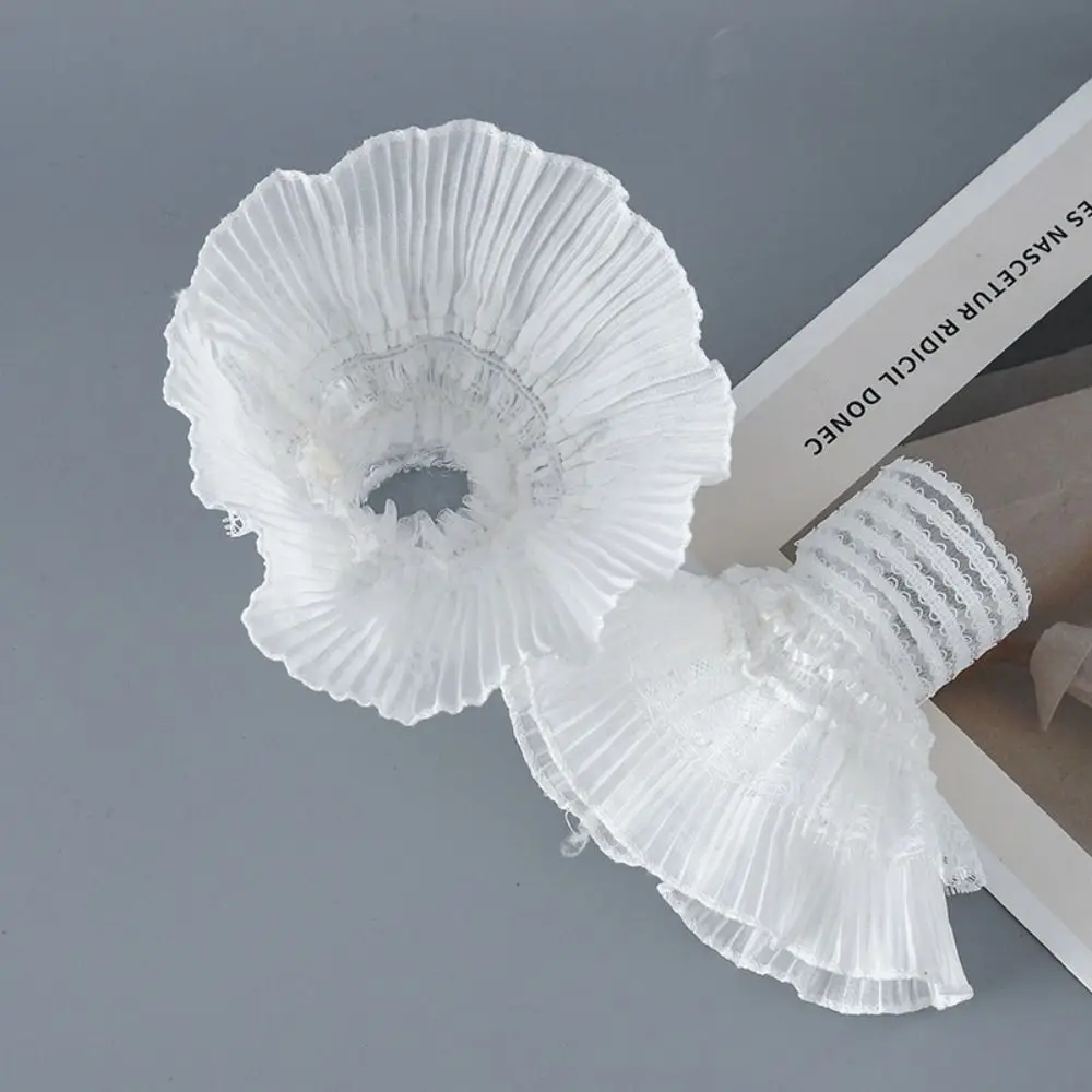 New Multilayer Ruffle Fake Cuff Detachable White Black False Sleeve Cuffs Clothing Accessory
New Multilayer Ruffle Fake Cuff Detachable White Black False Sleeve Cuffs Clothing Accessory