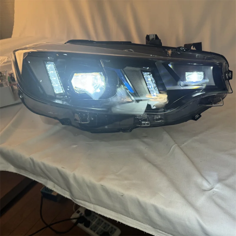 Для BMW 4 серии (13-19) — Обновленные светодиодные фары с указателями поворота и дневными ходовыми огнями, модифицированный комплект
Для BMW 4 серии (13-19) — Обновленные светодиодные фары с указателями поворота и дневными ходовыми огнями, модифицированный комплект