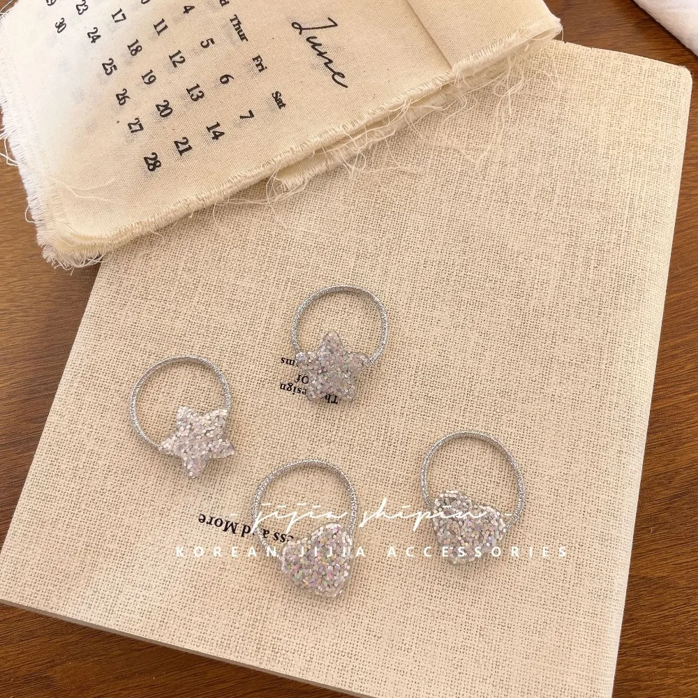 Korean Silver Heart Hair Clips for Girls Rhinestone Star Side Bangs Clip Sweet Daily Kids Hair Accessories Headwear
Korean Silver Heart Hair Clips for Girls Rhinestone Star Side Bangs Clip Sweet Daily Kids Hair Accessories Headwear