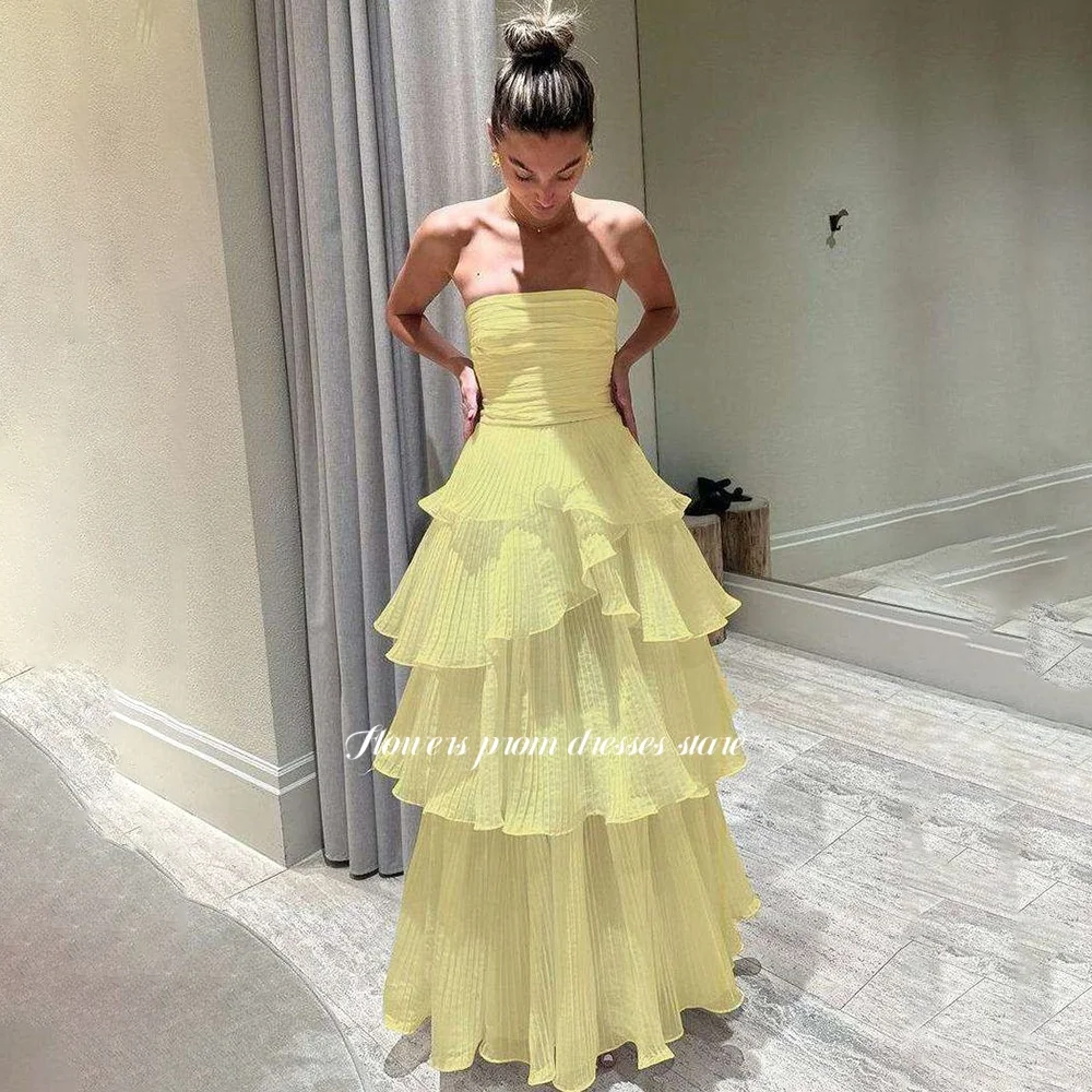 Flowers A Line Evening Dress with Pleats Prom Dress Layers Party Dress Strapless Formal Occasion Dress for Women Customize
Flowers A Line Evening Dress with Pleats Prom Dress Layers Party Dress Strapless Formal Occasion Dress for Women Customize