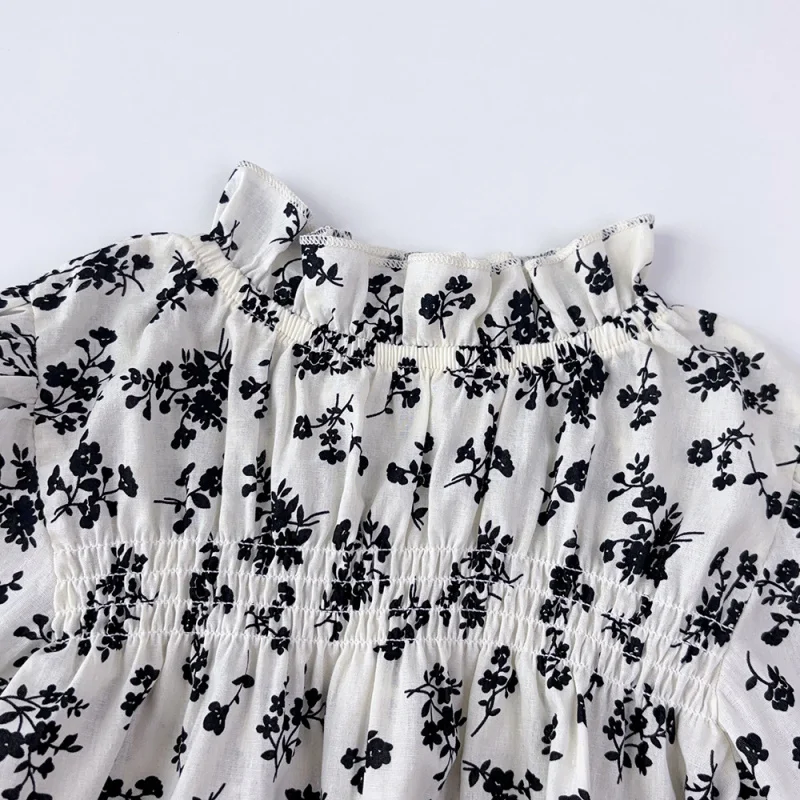 Autumn Winter New Cute Girls' Floral Doll Shirt Lantern Sleeve Internet Celebrity Baby Girl Shirt Trendy
Autumn Winter New Cute Girls' Floral Doll Shirt Lantern Sleeve Internet Celebrity Baby Girl Shirt Trendy