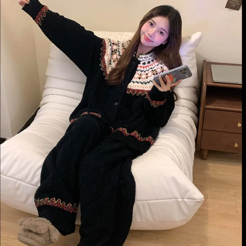 Vintage Fair Isle Pajamas Set Women 2026 Winter Thick Warm Fleece Sleepwear Nordic Style Lounge Wear Soft Plush Home Clothes
Vintage Fair Isle Pajamas Set Women 2026 Winter Thick Warm Fleece Sleepwear Nordic Style Lounge Wear Soft Plush Home Clothes