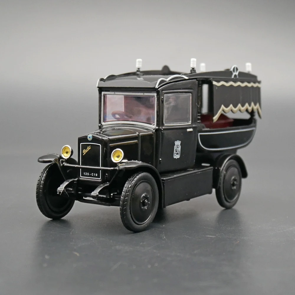 Diecast IXO 1:43 Scale Berliet VTB Coffin Car Alloy Car Model Collectible Toy Gift Souvenir Display Ornament
Diecast IXO 1:43 Scale Berliet VTB Coffin Car Alloy Car Model Collectible Toy Gift Souvenir Display Ornament