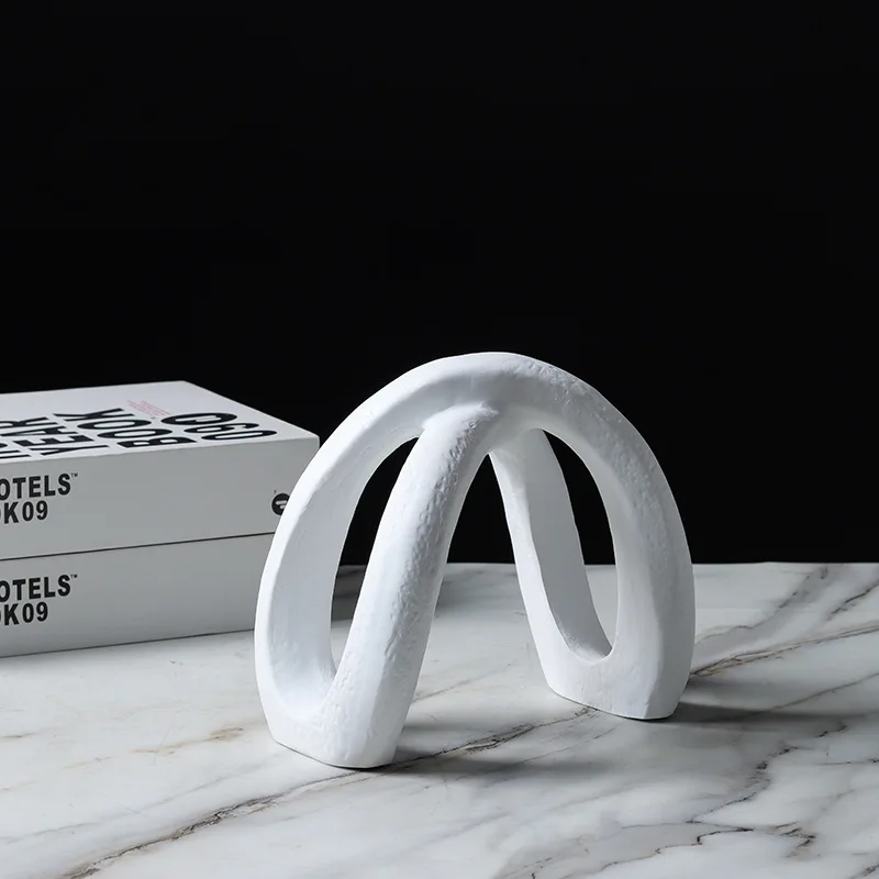 Resin white cross hemp rope knot abstract geometric decoration modern Nordic minimalist home bedroom decoration model room
Resin white cross hemp rope knot abstract geometric decoration modern Nordic minimalist home bedroom decoration model room