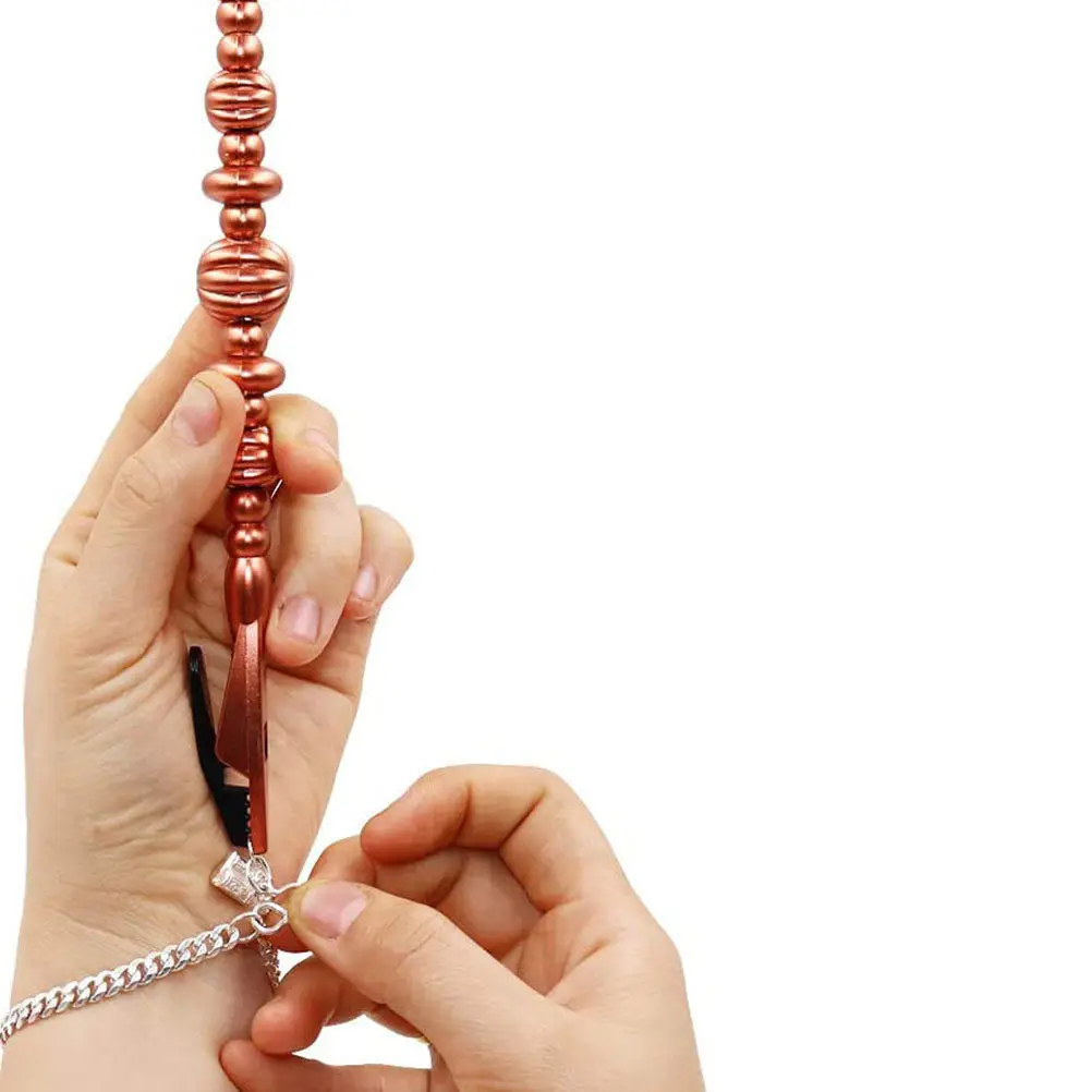 4Pcs Bracelet Assist Clip Tool ABS Jewelry Helper for Easy Hand Chain Wearing Fastening Clasp Fixing Bracelet Fastening Tool
4Pcs Bracelet Assist Clip Tool ABS Jewelry Helper for Easy Hand Chain Wearing Fastening Clasp Fixing Bracelet Fastening Tool