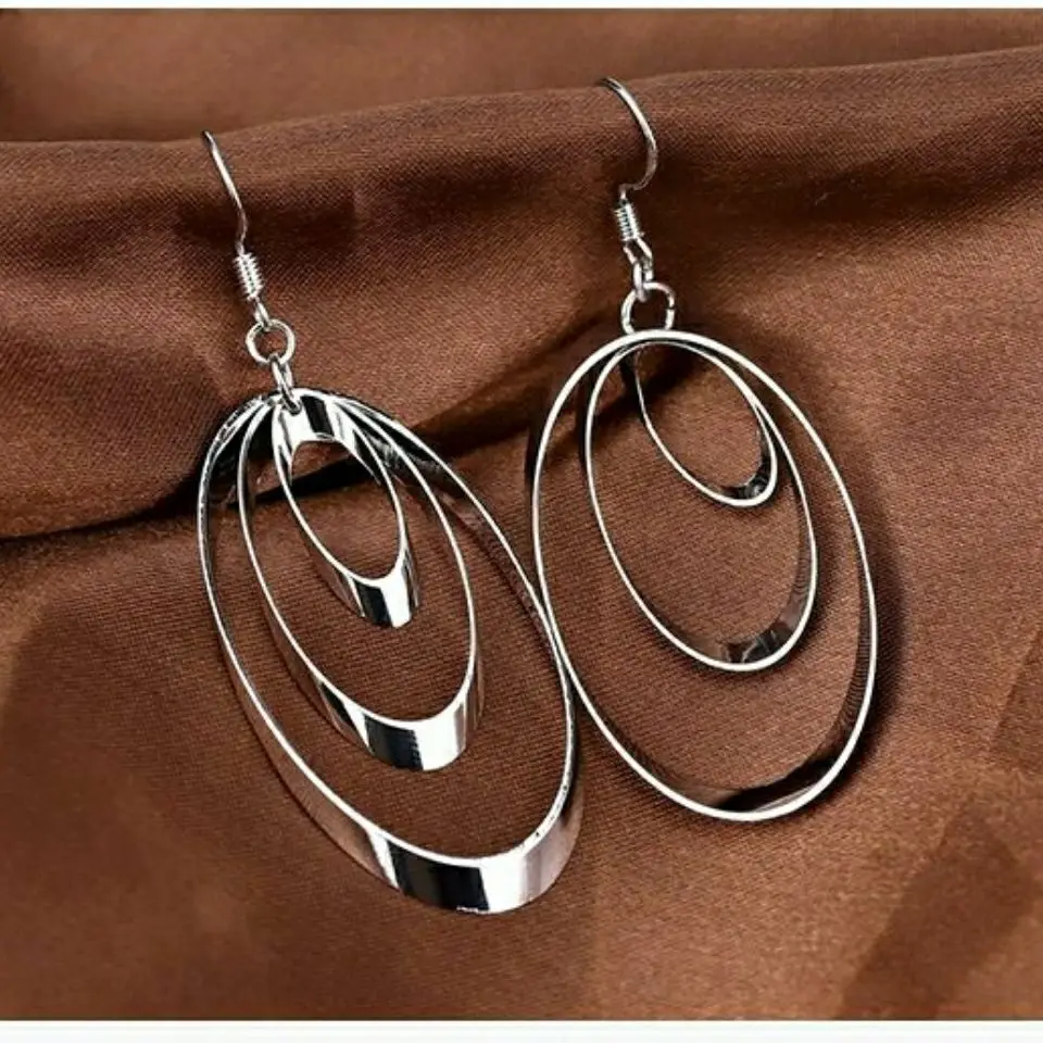 Charms 925 Sterling Pretty three Circle Drop Earrings for Woman fashion wedding party Jewelry elegant noble Christmas Gifts
Charms 925 Sterling Pretty three Circle Drop Earrings for Woman fashion wedding party Jewelry elegant noble Christmas Gifts