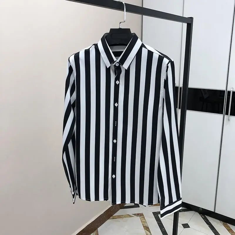 Men'S Striped Hawaiian Shirt Business Loose Summer Men Shirt With Long Sleeves
Men'S Striped Hawaiian Shirt Business Loose Summer Men Shirt With Long Sleeves