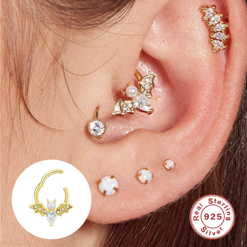 100% 925 Sterling Silver Zircon Animal Hoop Earrings for Women Girl Pearl Geometric Bat Design Jewelry Party Gift Dropshipping
100% 925 Sterling Silver Zircon Animal Hoop Earrings for Women Girl Pearl Geometric Bat Design Jewelry Party Gift Dropshipping