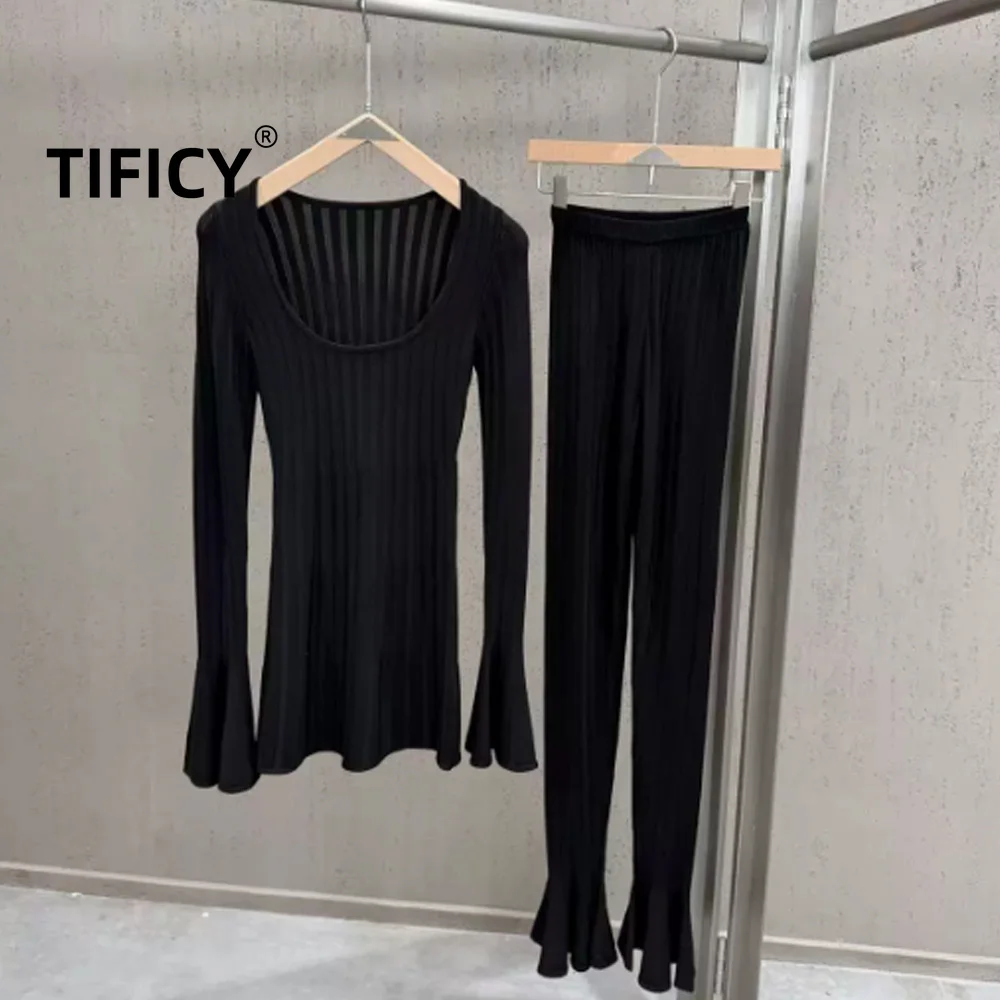High Street 2pcs Set Women's Black Pit Striped Square Neck Flared Sleeve Slim Fit Set with Elastic Slimming Effect Two-piece Set
High Street 2pcs Set Women's Black Pit Striped Square Neck Flared Sleeve Slim Fit Set with Elastic Slimming Effect Two-piece Set
