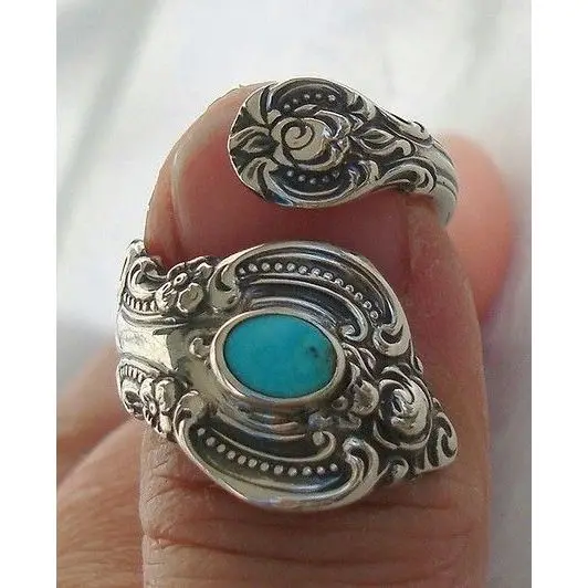 Creative Flower 925 Thai Silver Ring Vintage Turquoise Stone Exaggerated Ring Faionable Jewelry Accory
Creative Flower 925 Thai Silver Ring Vintage Turquoise Stone Exaggerated Ring Faionable Jewelry Accory