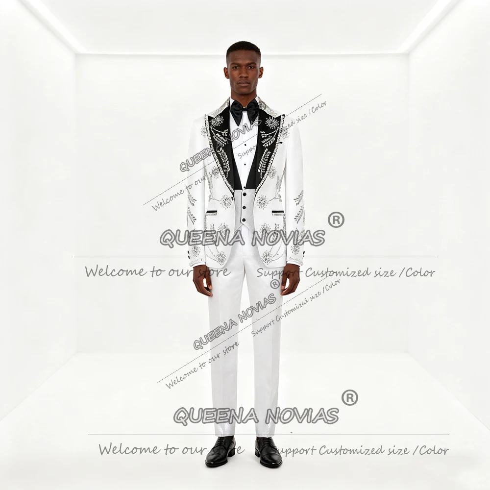 Luxury Beaded Stones Groom Wedding Suits Black Peaked Lapel Blazer Customized 3 Pieces Costume Homme Men Banquet Tuxedos Attire
Luxury Beaded Stones Groom Wedding Suits Black Peaked Lapel Blazer Customized 3 Pieces Costume Homme Men Banquet Tuxedos Attire