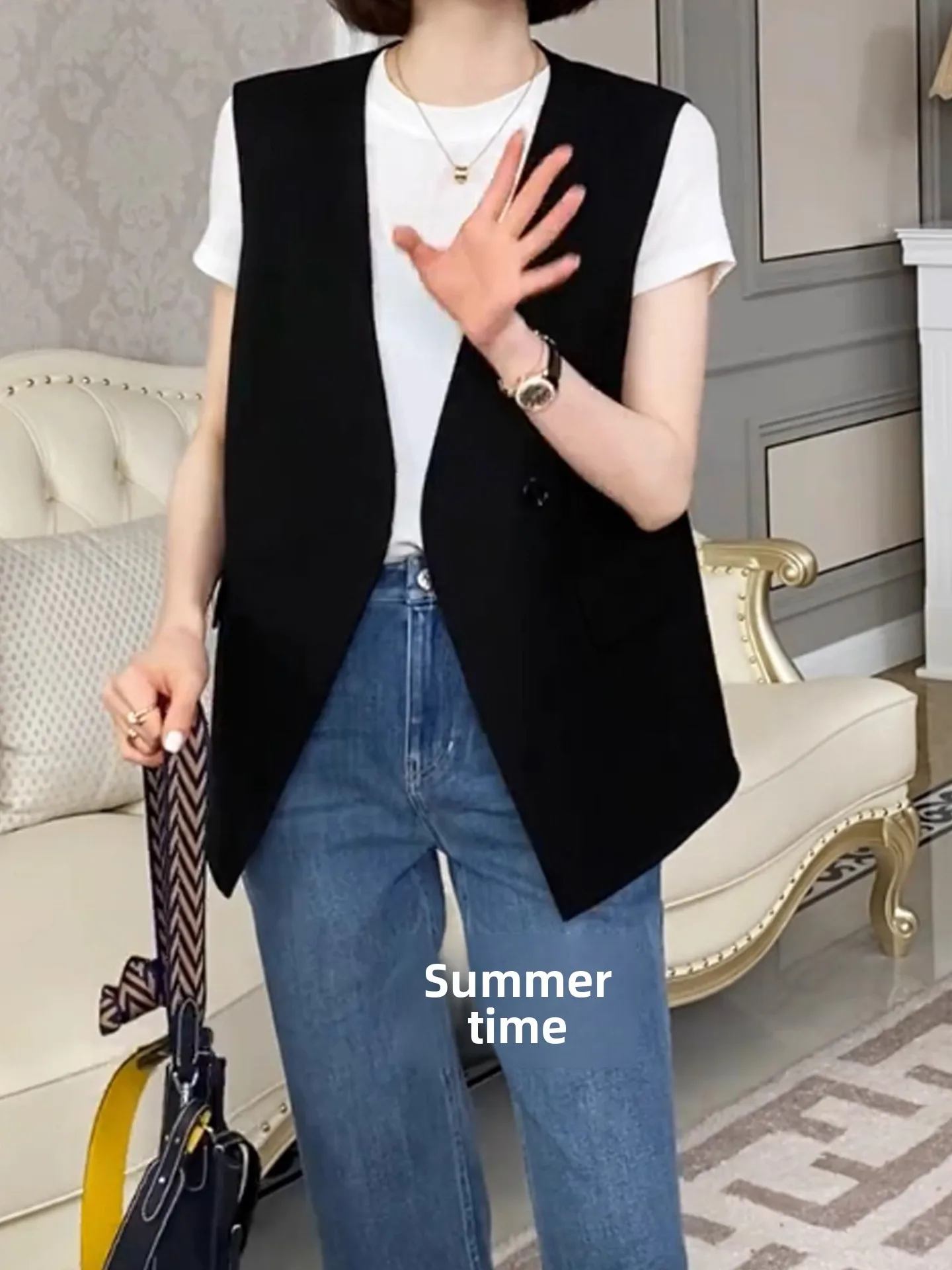 Женский жилет Ele Svel, однотонный верхний слой, модный дизайн, лето 2025, утягивающая высококачественная верхняя одежда Jaet
Женский жилет Ele Svel, однотонный верхний слой, модный дизайн, лето 2025, утягивающая высококачественная верхняя одежда Jaet