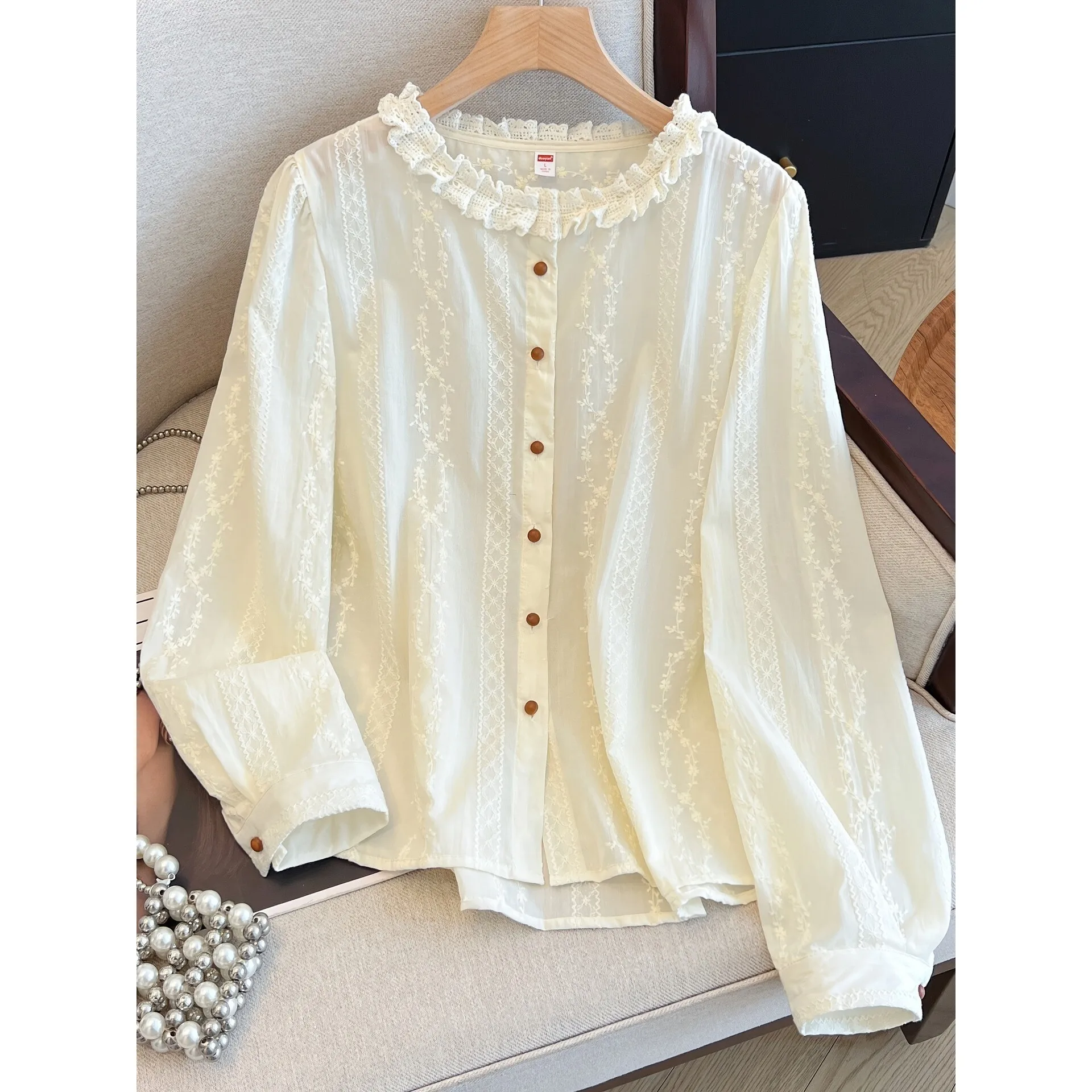 French Lace Collar Blouse Vintage Style Sleeveless Princess Sleeve Women's Shirt Not Easy to Deform Spring Season Fashion
French Lace Collar Blouse Vintage Style Sleeveless Princess Sleeve Women's Shirt Not Easy to Deform Spring Season Fashion