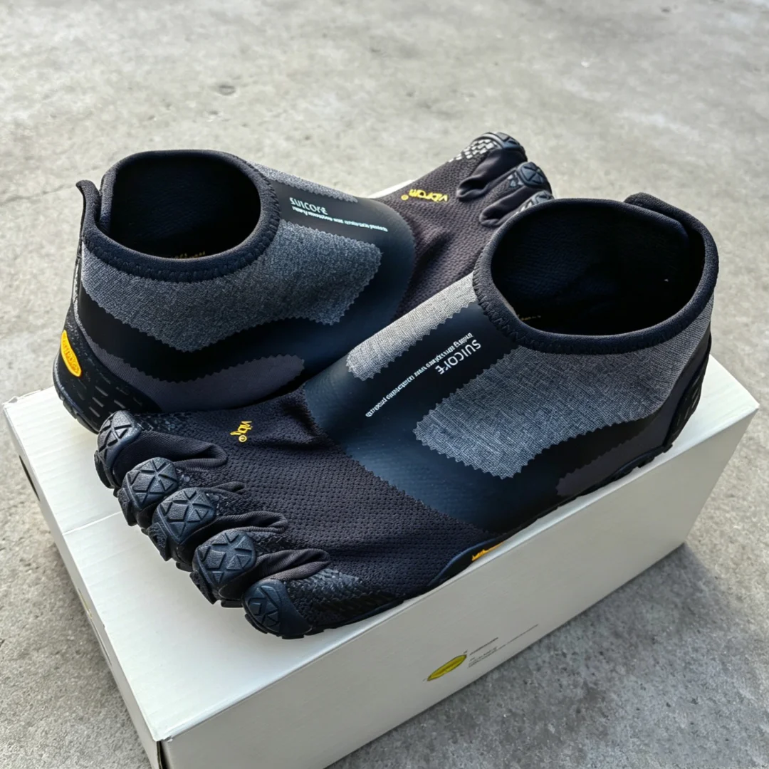Custom Branded Vibram Unisex FiveFingers Breathable Five-Toe Shoes Men's Training Shoes Women's Yoga Shoes Indoor Fitness Shoes
Custom Branded Vibram Unisex FiveFingers Breathable Five-Toe Shoes Men's Training Shoes Women's Yoga Shoes Indoor Fitness Shoes