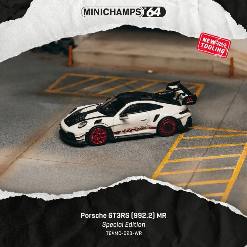 Pre-order TW 1:64 GT3 RS (992.1) MR die-cast alloy car model, for boys' toys or adult collection and display items.
Pre-order TW 1:64 GT3 RS (992.1) MR die-cast alloy car model, for boys' toys or adult collection and display items.