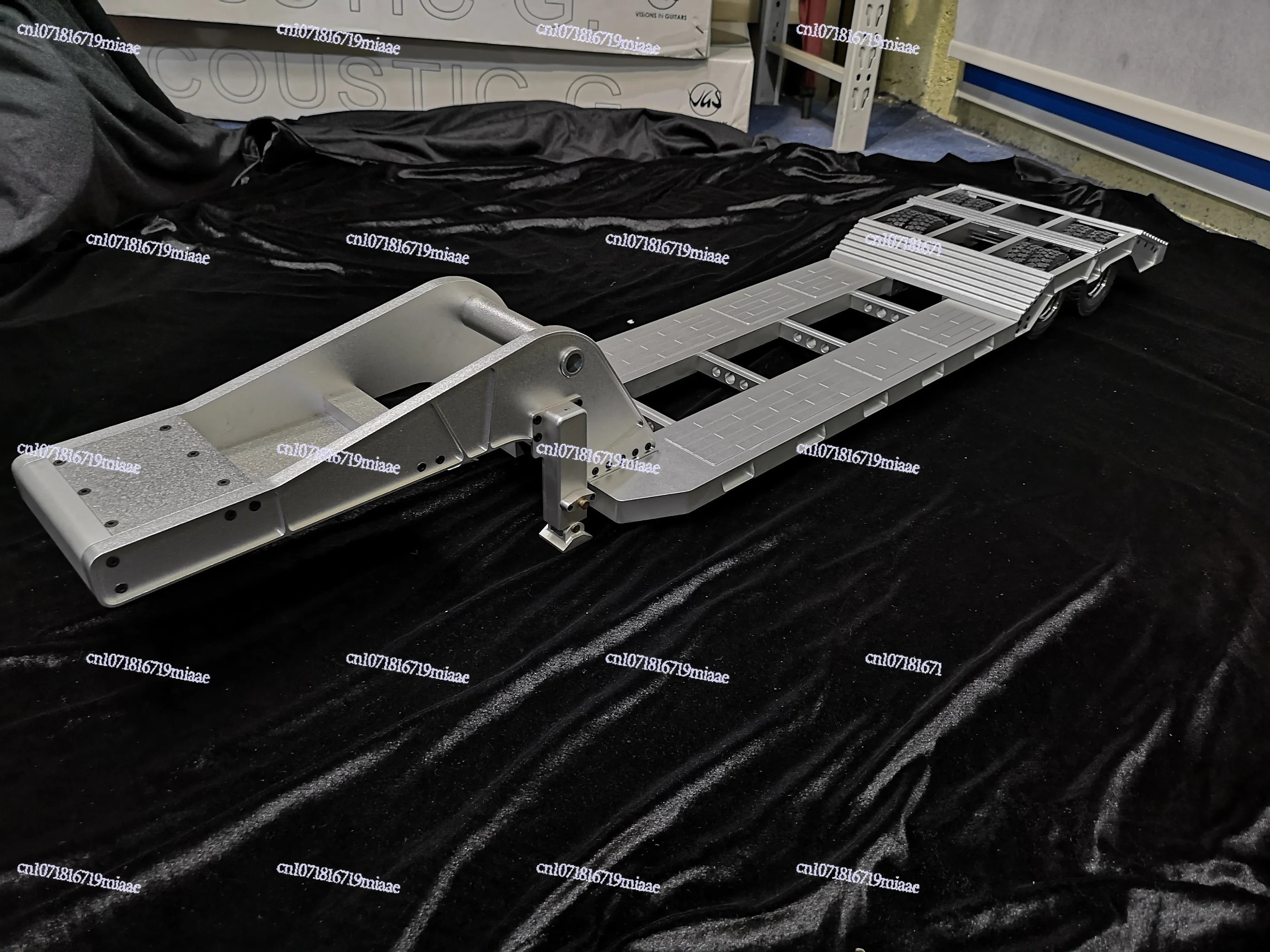 1:14 Tamiya Tractor Metal Engineering Trailer, Excavator Trailer
1:14 Tamiya Tractor Metal Engineering Trailer, Excavator Trailer