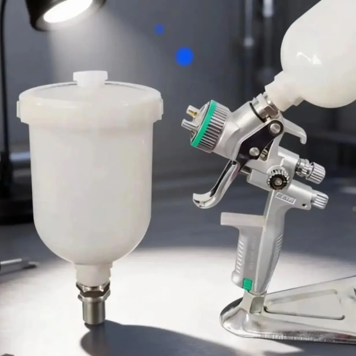 250ml SATA 4400 Model Pneumatic Spray Gun Pot for Small Paint Repairs High-Quality German Craftsmanship
250ml SATA 4400 Model Pneumatic Spray Gun Pot for Small Paint Repairs High-Quality German Craftsmanship