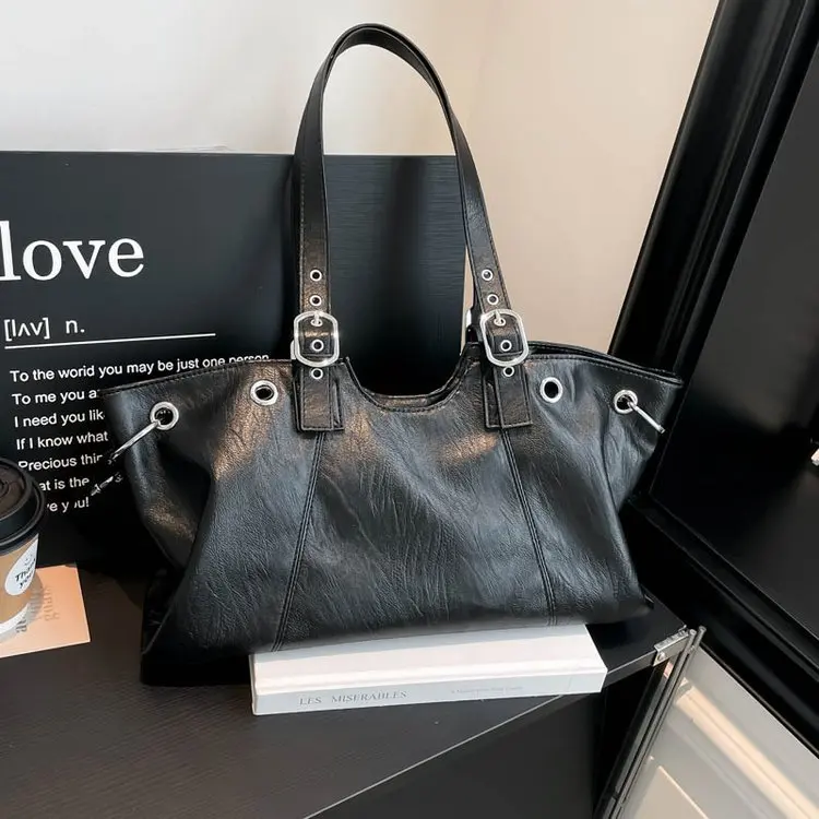 2025 Winter Vintage Tote Bag, Wing Design Shoulder Purse, Casual Commuter Crossbody, Minimalist Day to Night Bag, Textured Sling
2025 Winter Vintage Tote Bag, Wing Design Shoulder Purse, Casual Commuter Crossbody, Minimalist Day to Night Bag, Textured Sling