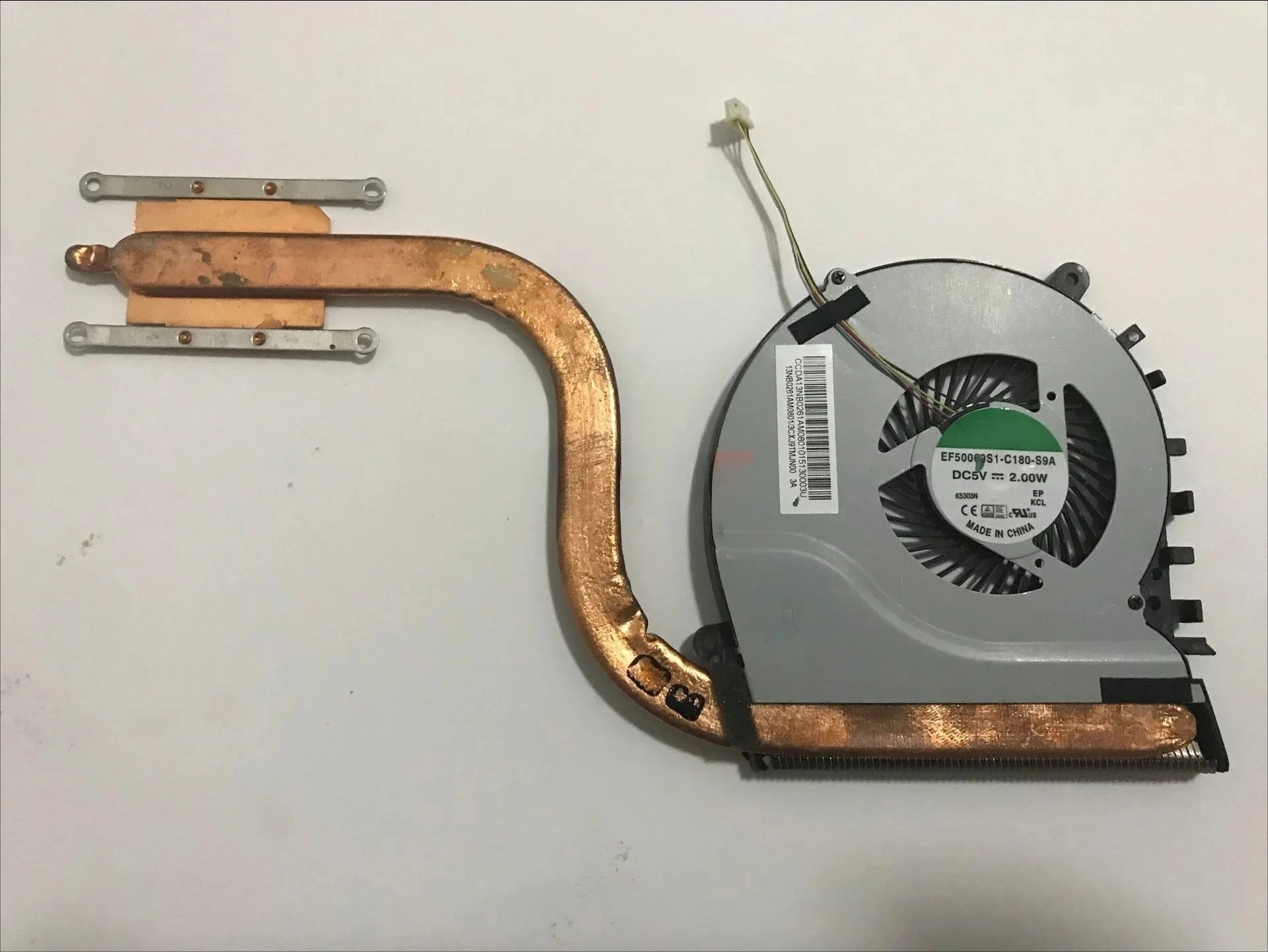 Suitable for ASUS V551L V551LA-DS71T radiator copper tube for cooling fan.
Suitable for ASUS V551L V551LA-DS71T radiator copper tube for cooling fan.