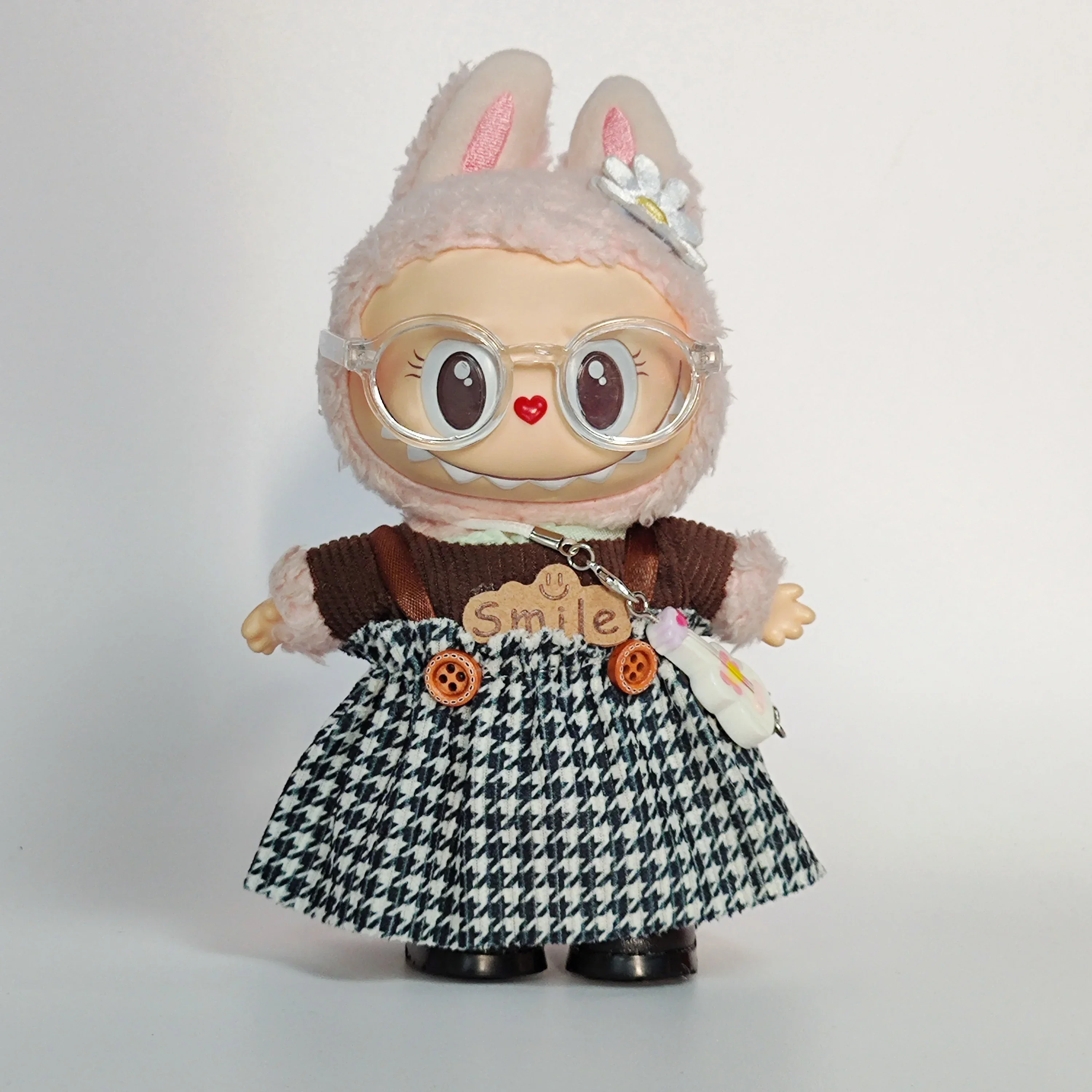 17cm Labubu Kpop Idol Outfit 1st&2nd Gen Vinyl Plush Celebration Costume Sitting Pose Collectible Doll Gift
17cm Labubu Kpop Idol Outfit 1st&2nd Gen Vinyl Plush Celebration Costume Sitting Pose Collectible Doll Gift