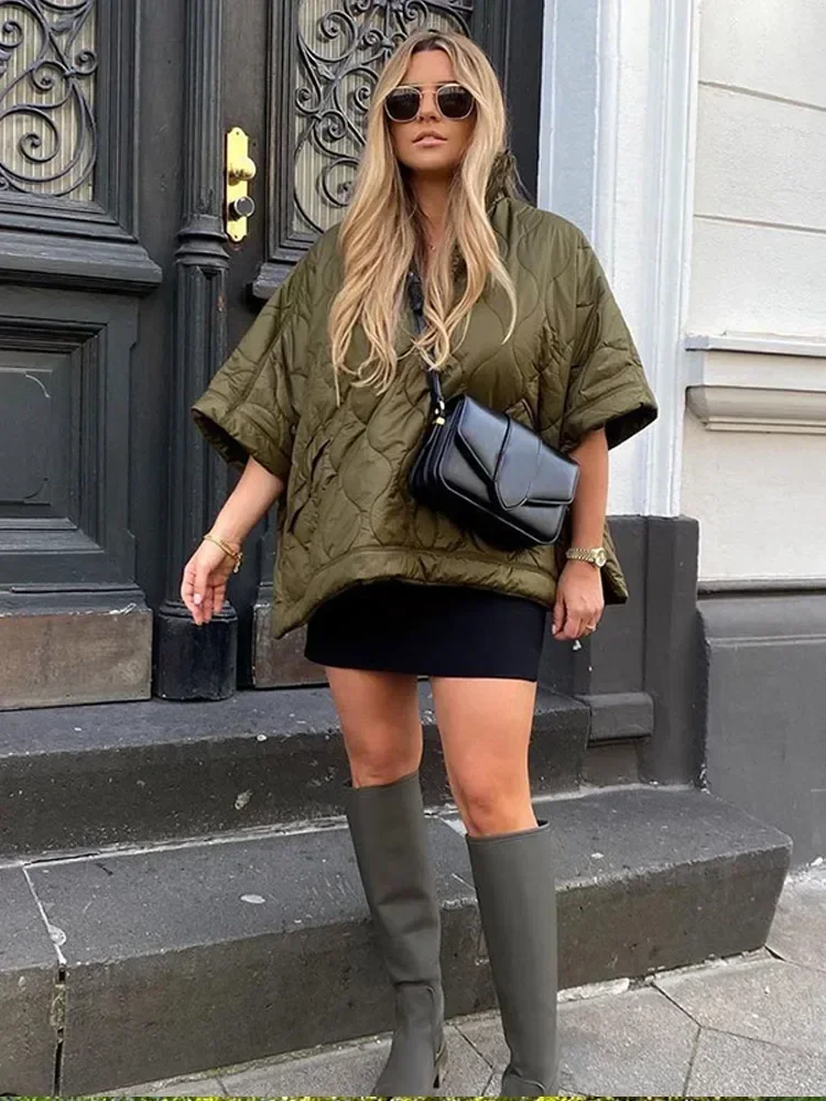 Fashion Solid Cotton Quilted Jacket For Women Loose Stand Collar Pocket Cloak Jacket Female Thicken Short Sleeve Coat Streetwear
Fashion Solid Cotton Quilted Jacket For Women Loose Stand Collar Pocket Cloak Jacket Female Thicken Short Sleeve Coat Streetwear