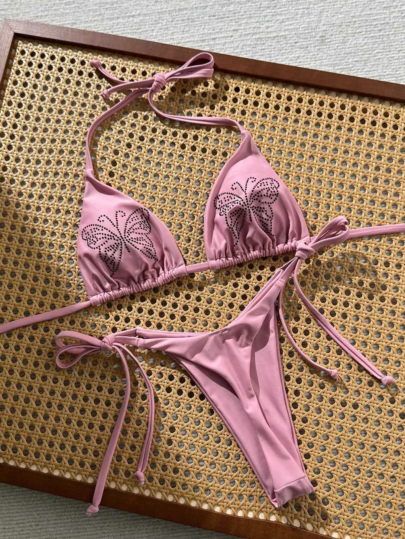 sexy pink butterfly pattern micro bikinis sets two pieces halter back tie thong swimsuits bathing suit swimwear biquini tankini
sexy pink butterfly pattern micro bikinis sets two pieces halter back tie thong swimsuits bathing suit swimwear biquini tankini