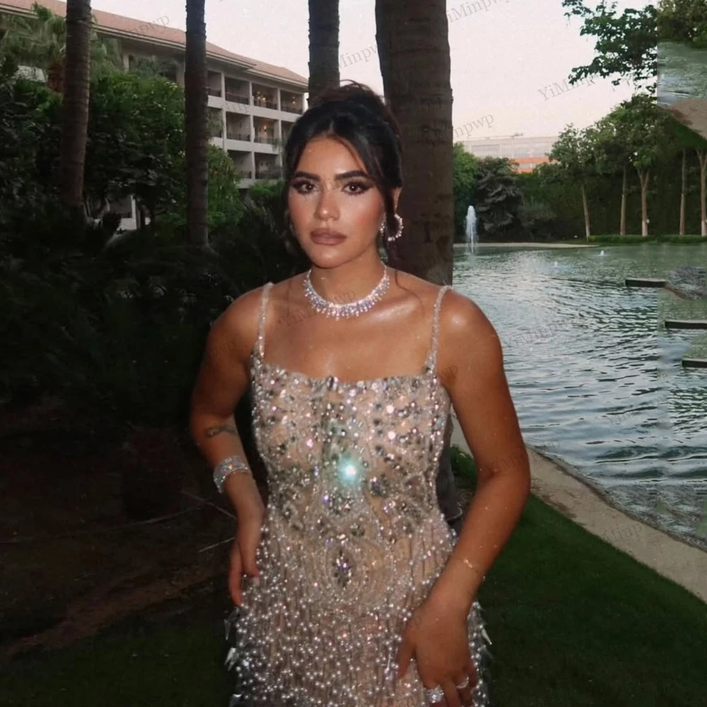 Свадебные платья с блестками и бисером, на тонких бретелях, роскошные вечерние платья для невесты выше колена, свадебные платья на заказ
Свадебные платья с блестками и бисером, на тонких бретелях, роскошные вечерние платья для невесты выше колена, свадебные платья на заказ