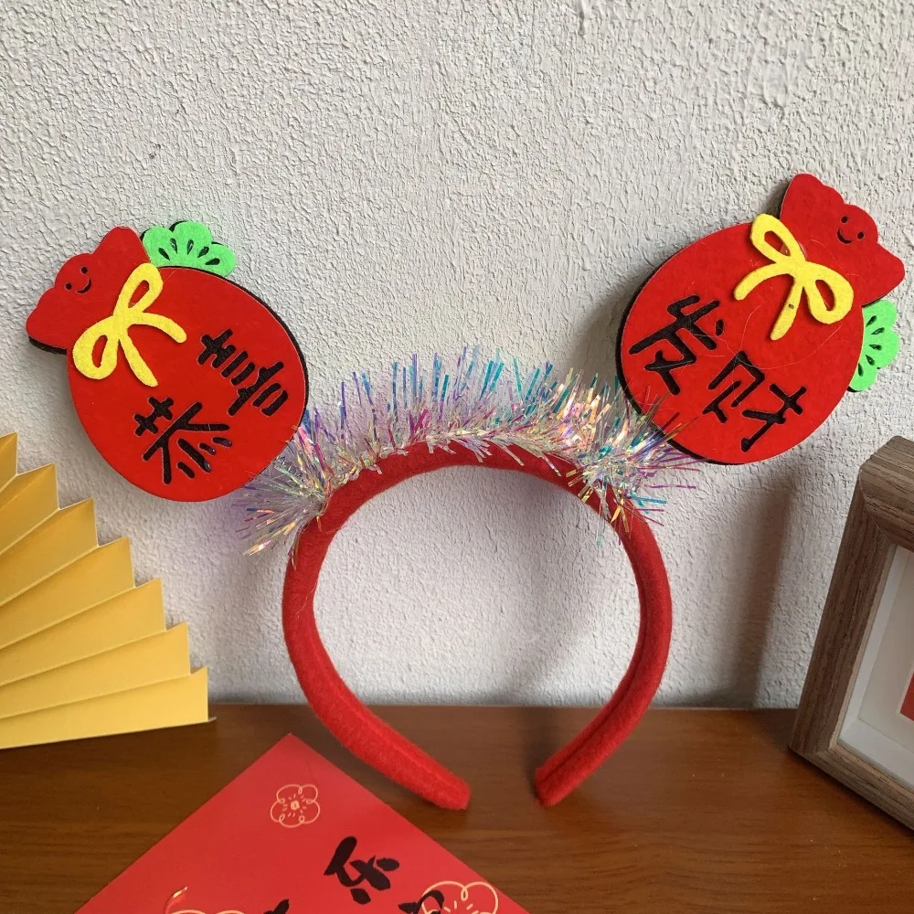 Red Hairband 2025 New Year Headband Cartoon Sequin Snake Year Headband Chinese Style Felt Hair Hoop Festive New Year Headwear
Red Hairband 2025 New Year Headband Cartoon Sequin Snake Year Headband Chinese Style Felt Hair Hoop Festive New Year Headwear