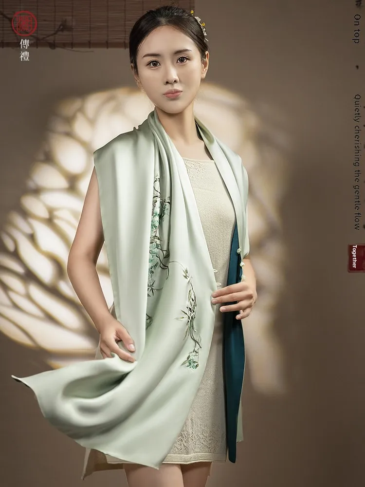 Шелковый шарф ручной работы с тяжелой вышивкой, из чистого шелка, подарок из Китая, новые китайские художественные украшения, домашний текстиль
Шелковый шарф ручной работы с тяжелой вышивкой, из чистого шелка, подарок из Китая, новые китайские художественные украшения, домашний текстиль