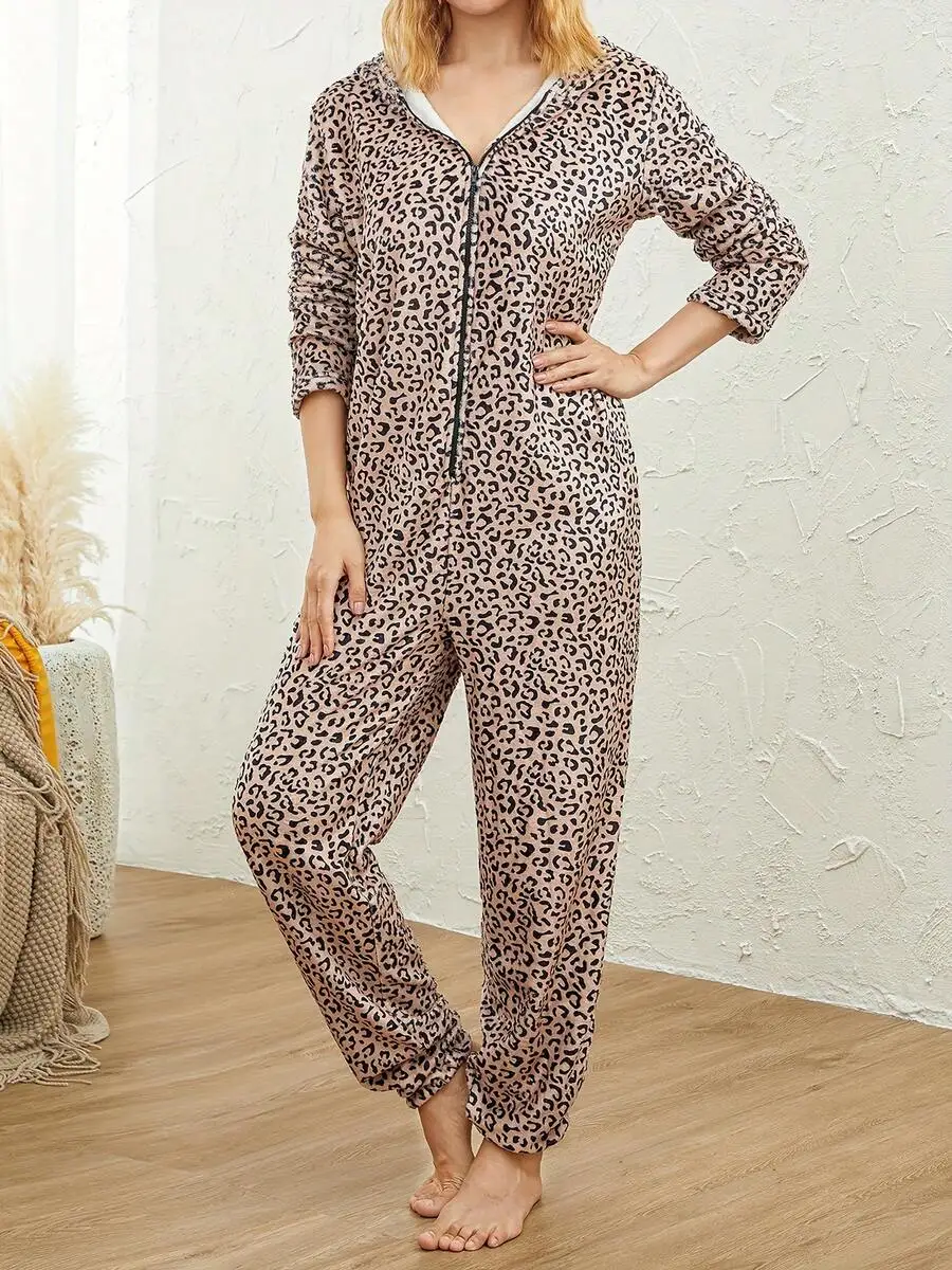 Women Leopard Print Fleece Hooded Jumpsuit Zipper Pajamas Sleepwear
Women Leopard Print Fleece Hooded Jumpsuit Zipper Pajamas Sleepwear