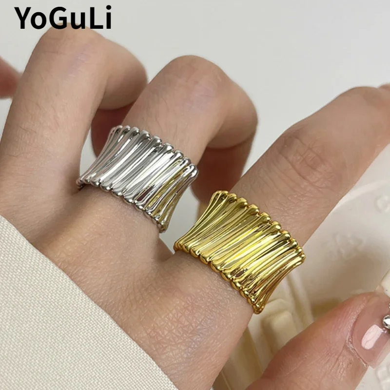 Fashion Jewelry Pretty Temperament Metal Open Rings For Women 2024 Trend New Simply Design Accessories Hot Selling
Fashion Jewelry Pretty Temperament Metal Open Rings For Women 2024 Trend New Simply Design Accessories Hot Selling