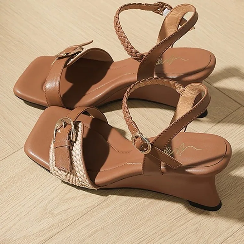 Women's One Buckle Strap Wedge Woven High Heel Sandals New High Heels
Women's One Buckle Strap Wedge Woven High Heel Sandals New High Heels
