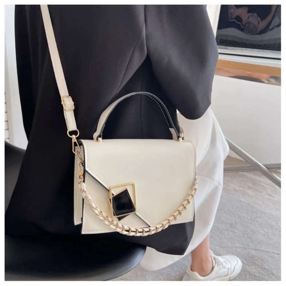 Модная женская сумка через плечо в корейском стиле, простая и элегантная, с регулируемым ремнем, винтажная сумка из искусственной кожи для повседневного использования.
Модная женская сумка через плечо в корейском стиле, простая и элегантная, с регулируемым ремнем, винтажная сумка из искусственной кожи для повседневного использования.