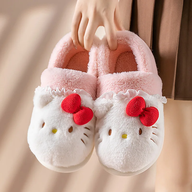 Kawaii Sanrio аниме My Melody Kuromi Cinnamoroll мультяшные плюшевые хлопковые тапочки для девочек домашние теплые нескользящие тапочки с корнем
Kawaii Sanrio аниме My Melody Kuromi Cinnamoroll мультяшные плюшевые хлопковые тапочки для девочек домашние теплые нескользящие тапочки с корнем