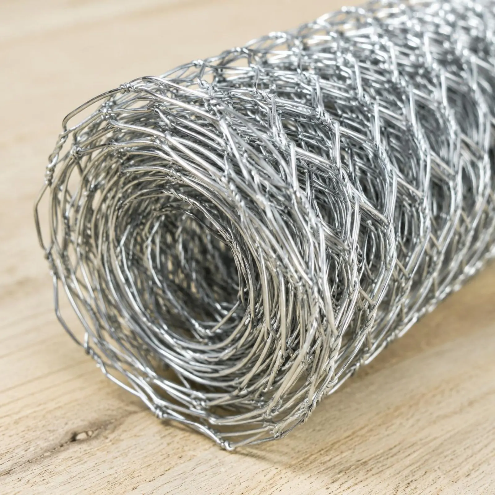 Galvanized Chicken Wire Roll Sturdy Rabbit Enclosure Wire Mesh Roll Hexagonal Poultry Netting Easy to Cut Galvanized Chicken
Galvanized Chicken Wire Roll Sturdy Rabbit Enclosure Wire Mesh Roll Hexagonal Poultry Netting Easy to Cut Galvanized Chicken