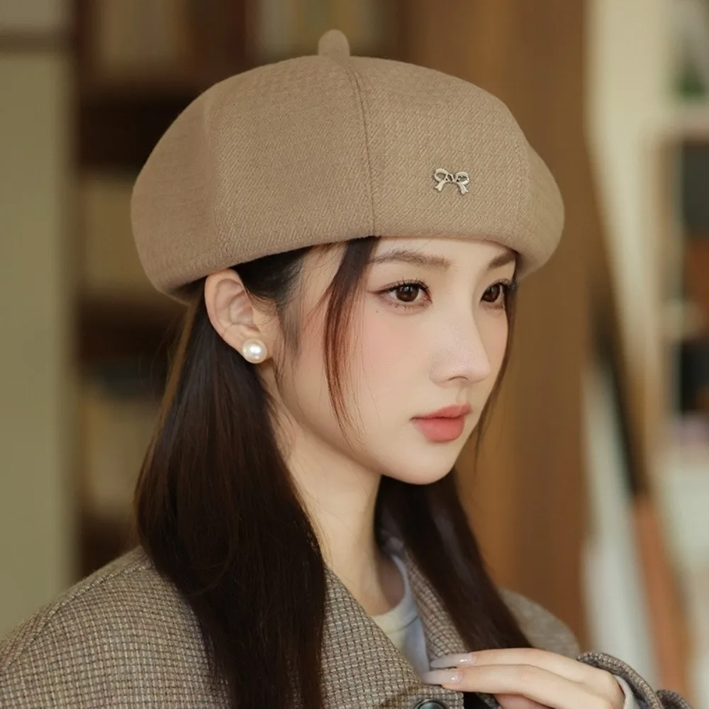 Fashion Bow Women Berets Keep Warm Solid Color Painter Caps Elastic Korean Style Artist Hat Autumn
Fashion Bow Women Berets Keep Warm Solid Color Painter Caps Elastic Korean Style Artist Hat Autumn