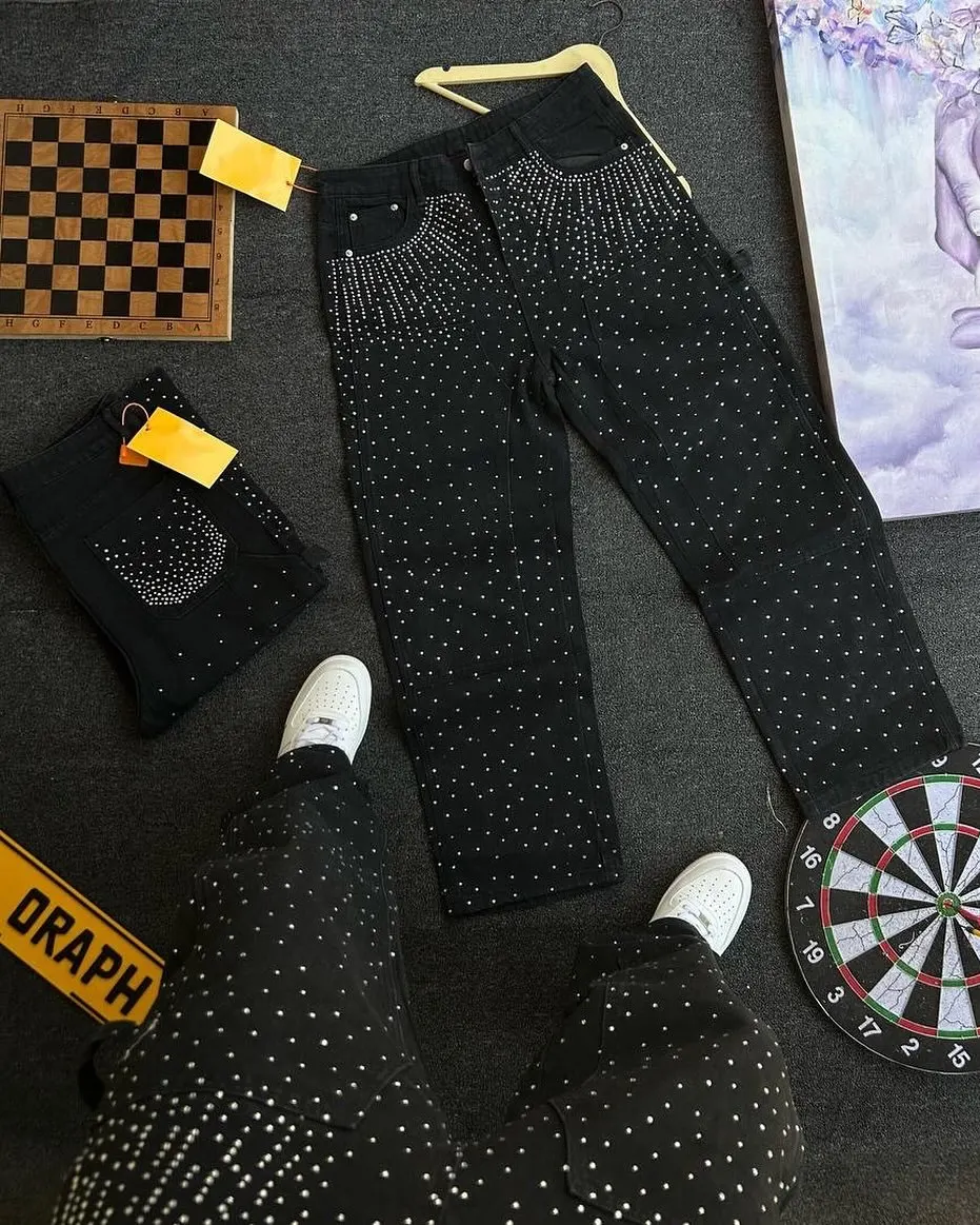 Vintage Rhinestone Sequins Jeans Men Hip Hop Streetwear Pockets Straight Vintage Loose Jeans Low Waist Trousers Women Clothing
Vintage Rhinestone Sequins Jeans Men Hip Hop Streetwear Pockets Straight Vintage Loose Jeans Low Waist Trousers Women Clothing